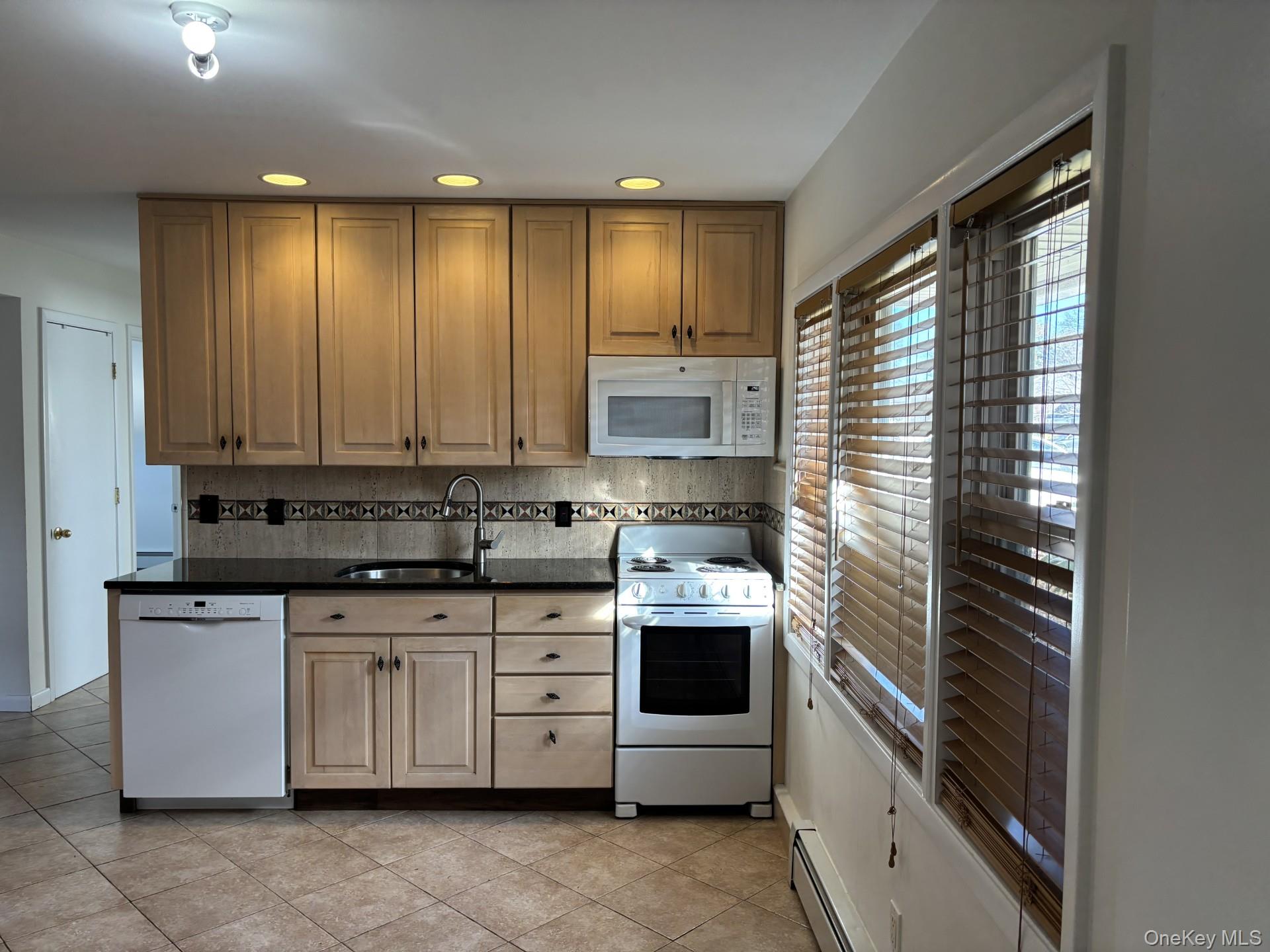 #2 photo, 26 Polo Lane, 롱 아일랜드 Westbury , NY 11590