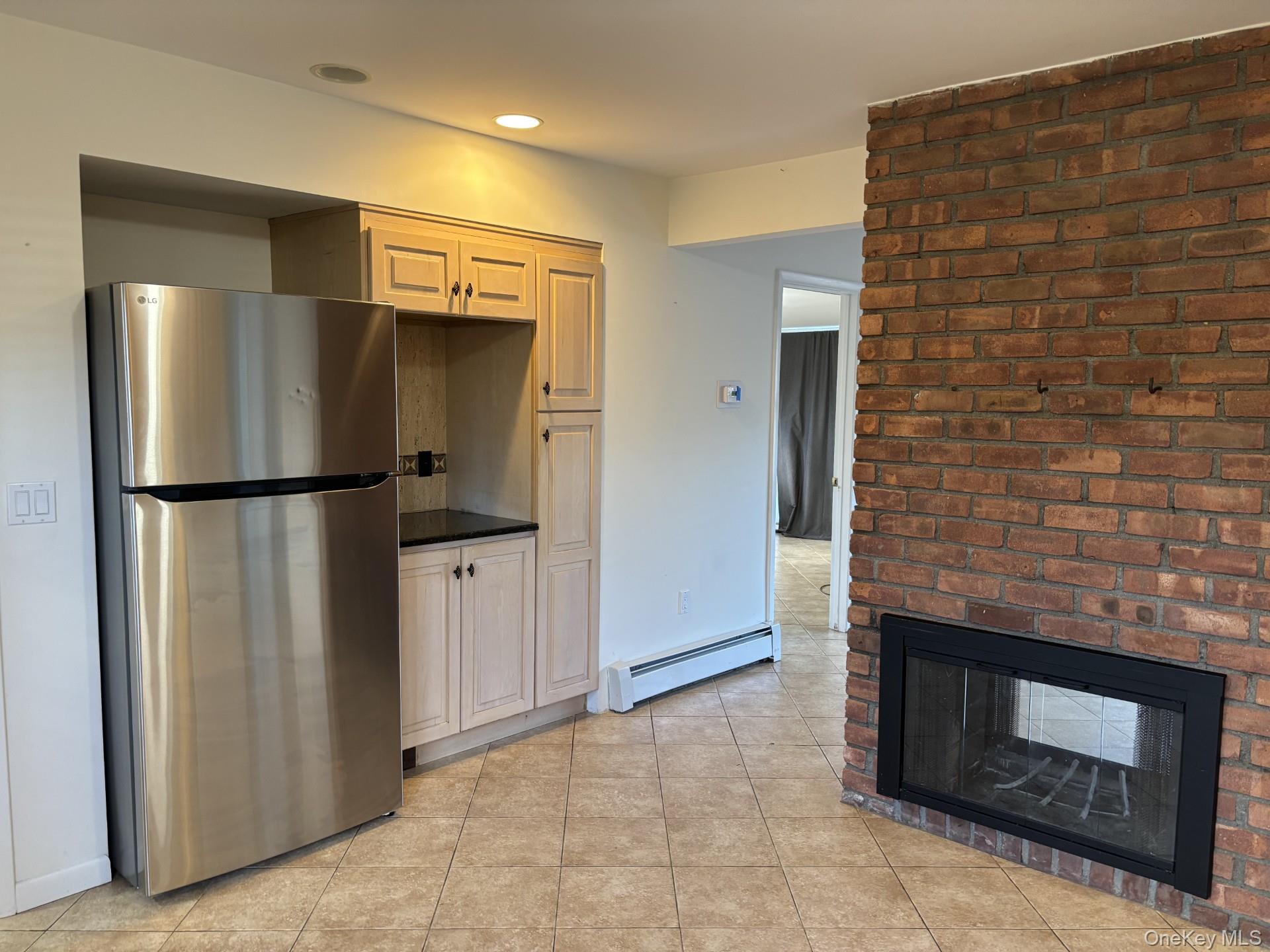 #3 photo, 26 Polo Lane, 롱 아일랜드 Westbury , NY 11590