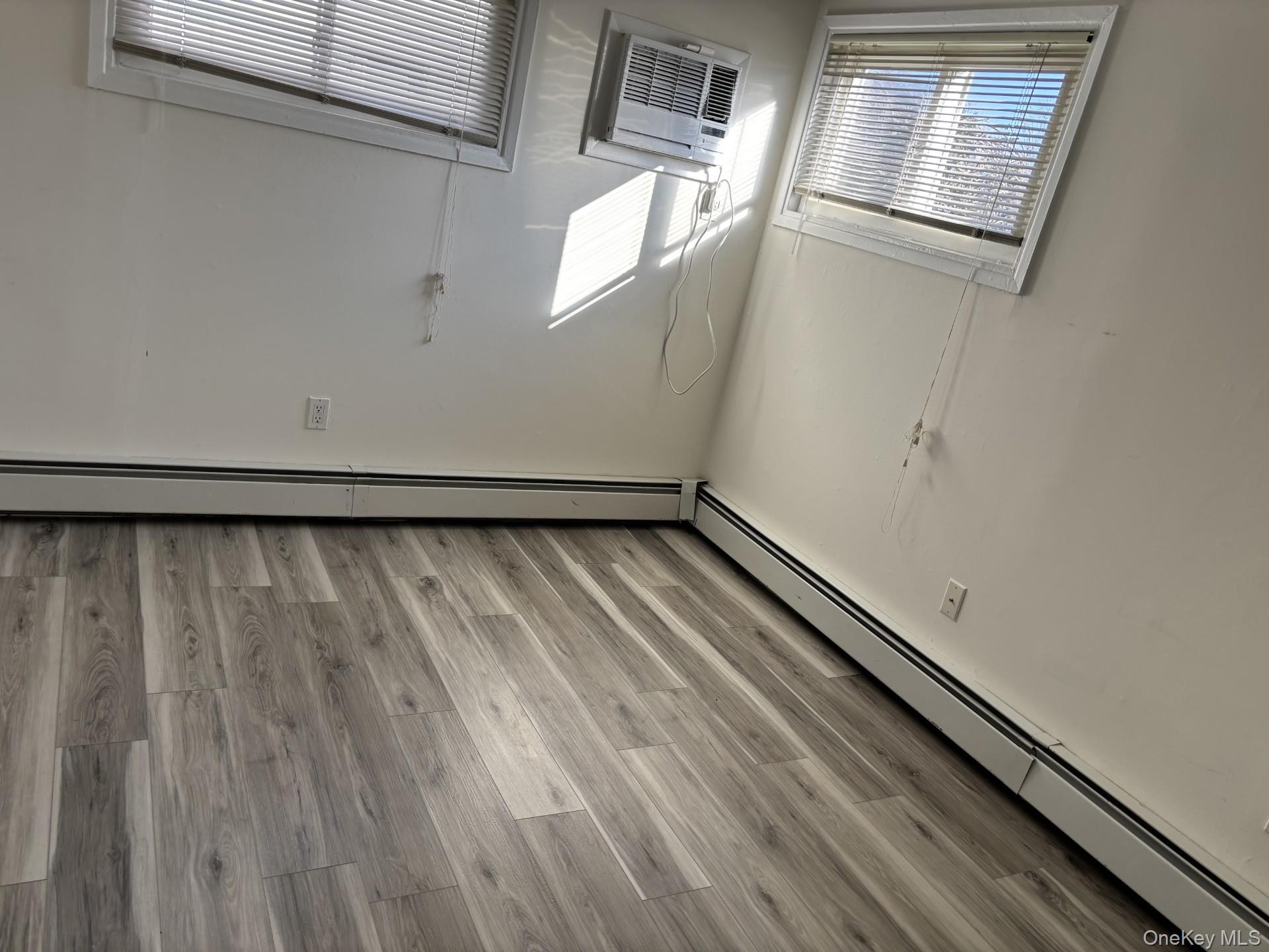 #7 photo, 26 Polo Lane, 롱 아일랜드 Westbury , NY 11590