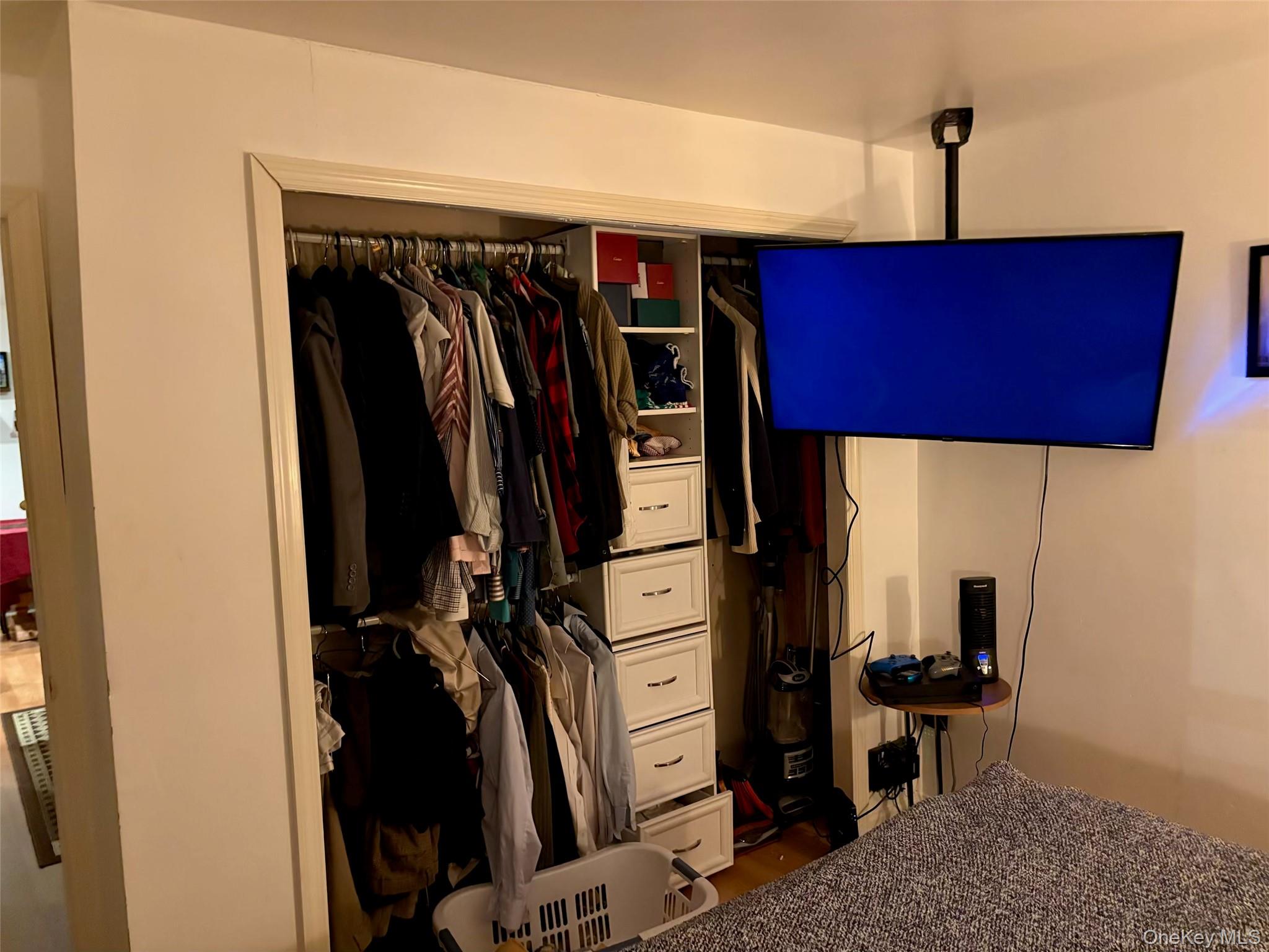 #11 photo, 124 S Park Avenue, Rockville Centre , NY 11570