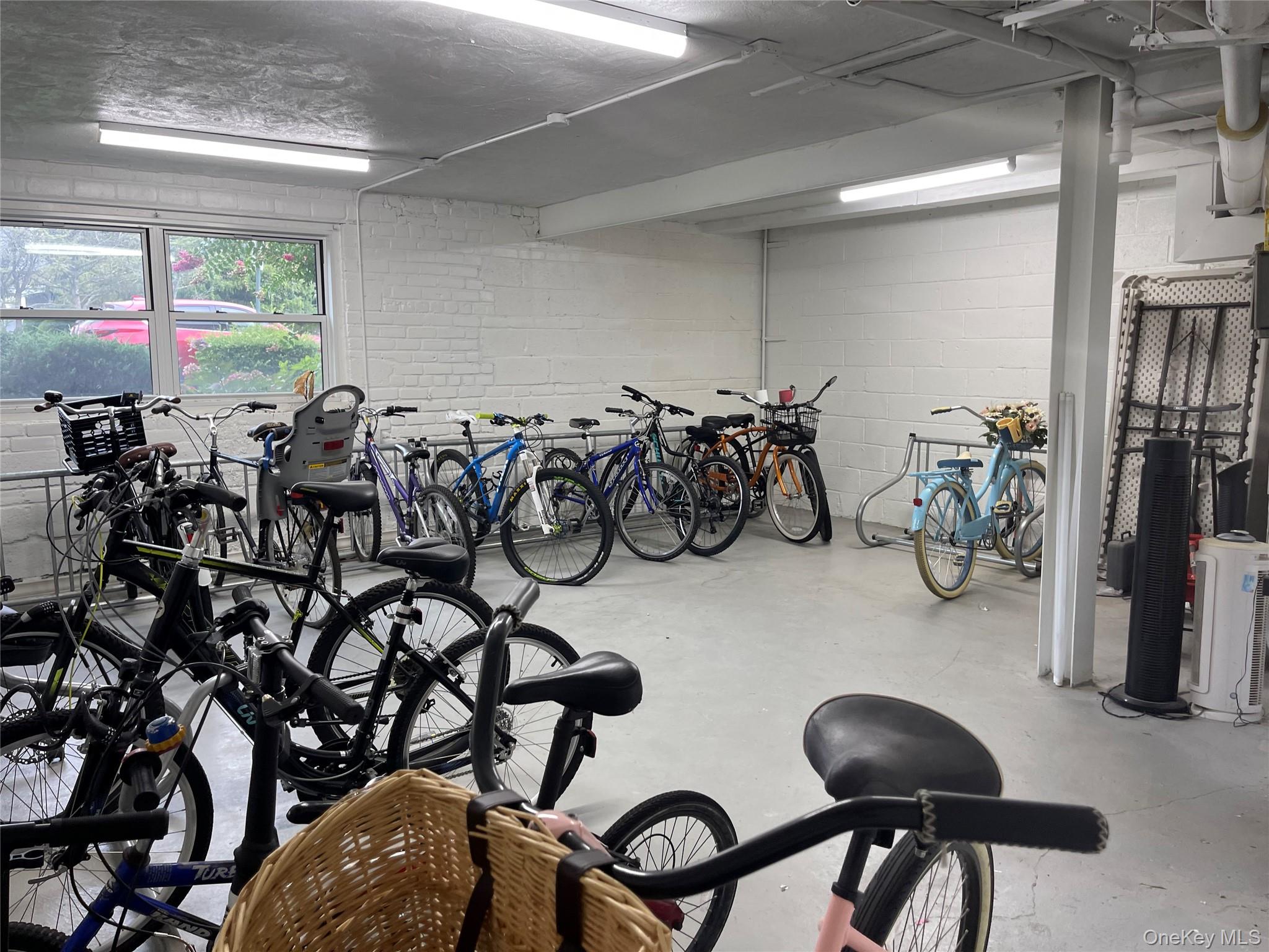 #17 photo, 124 S Park Avenue, Rockville Centre , NY 11570