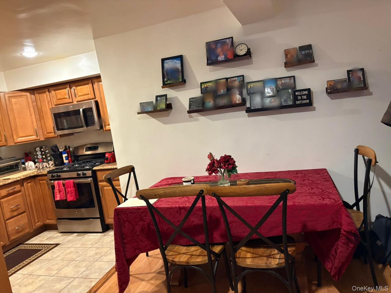 #19 photo, 124 S Park Avenue, Rockville Centre , NY 11570