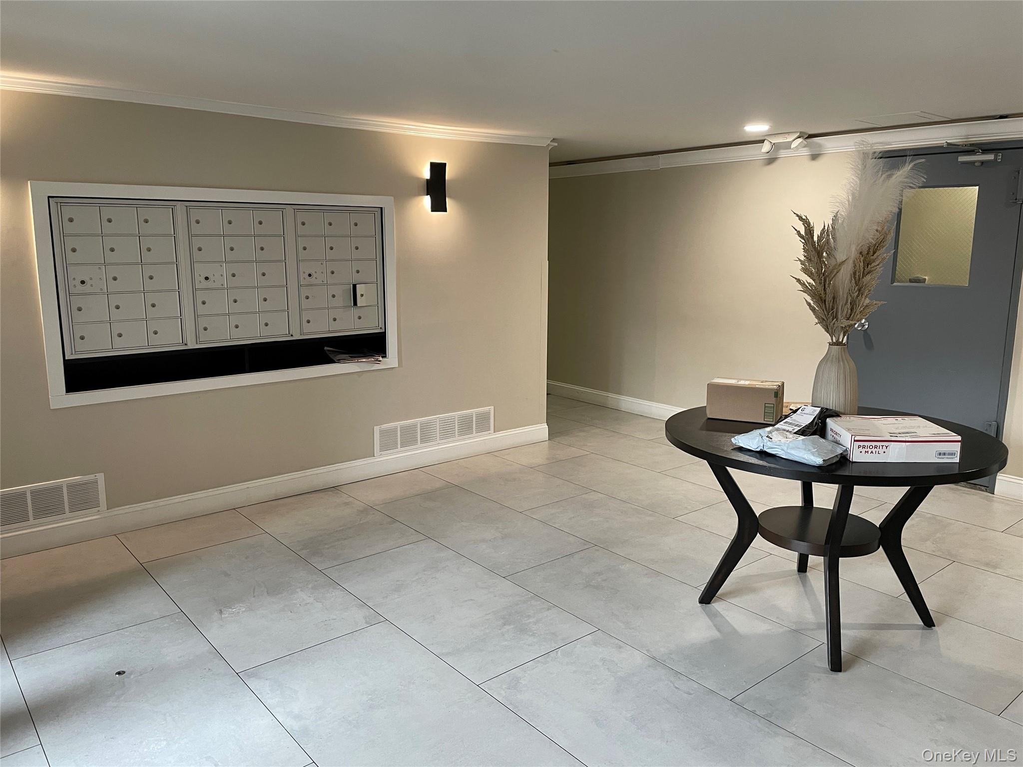 #4 photo, 124 S Park Avenue, Rockville Centre , NY 11570