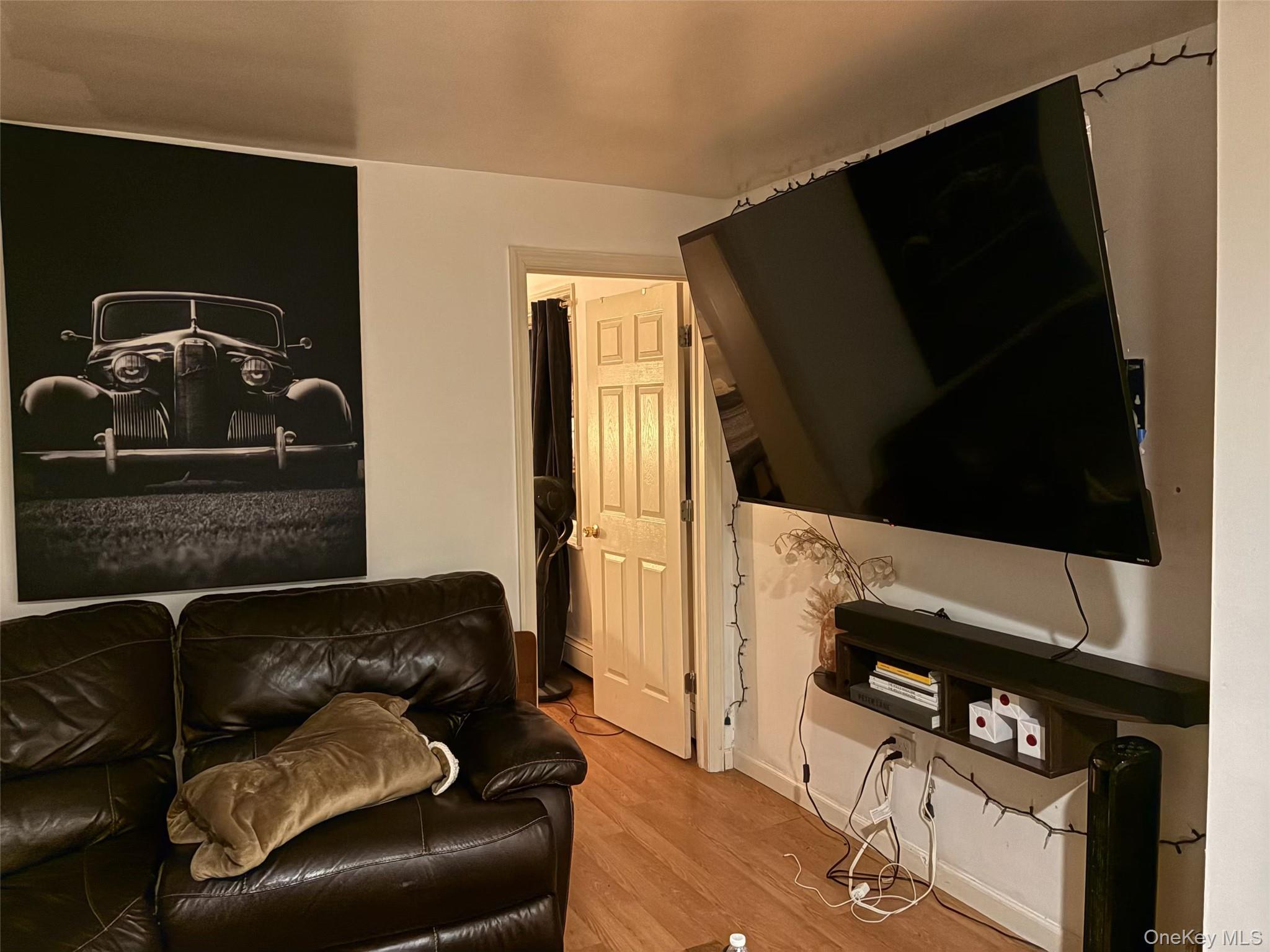 #7 photo, 124 S Park Avenue, Rockville Centre , NY 11570