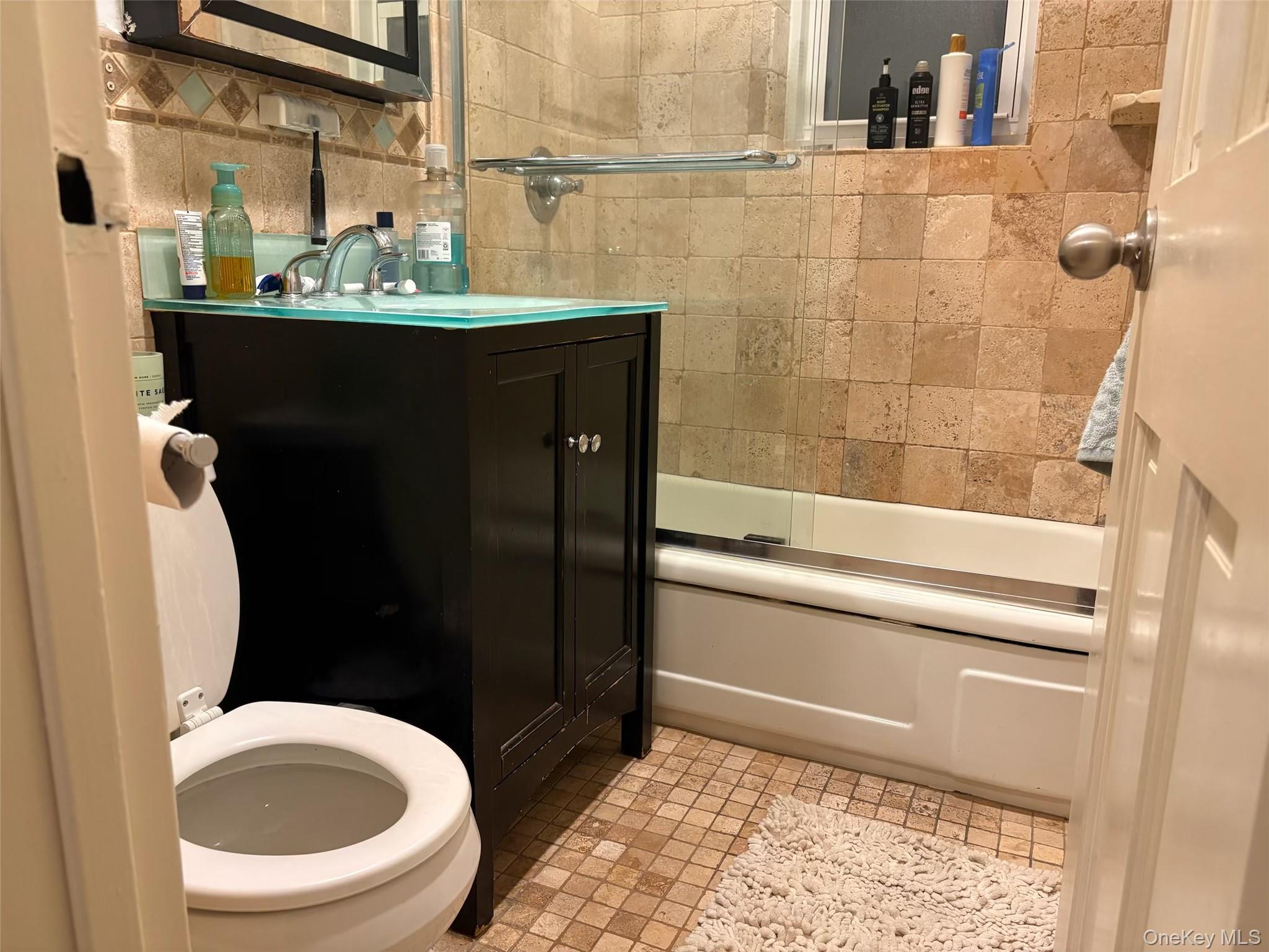 #9 photo, 124 S Park Avenue, Rockville Centre , NY 11570