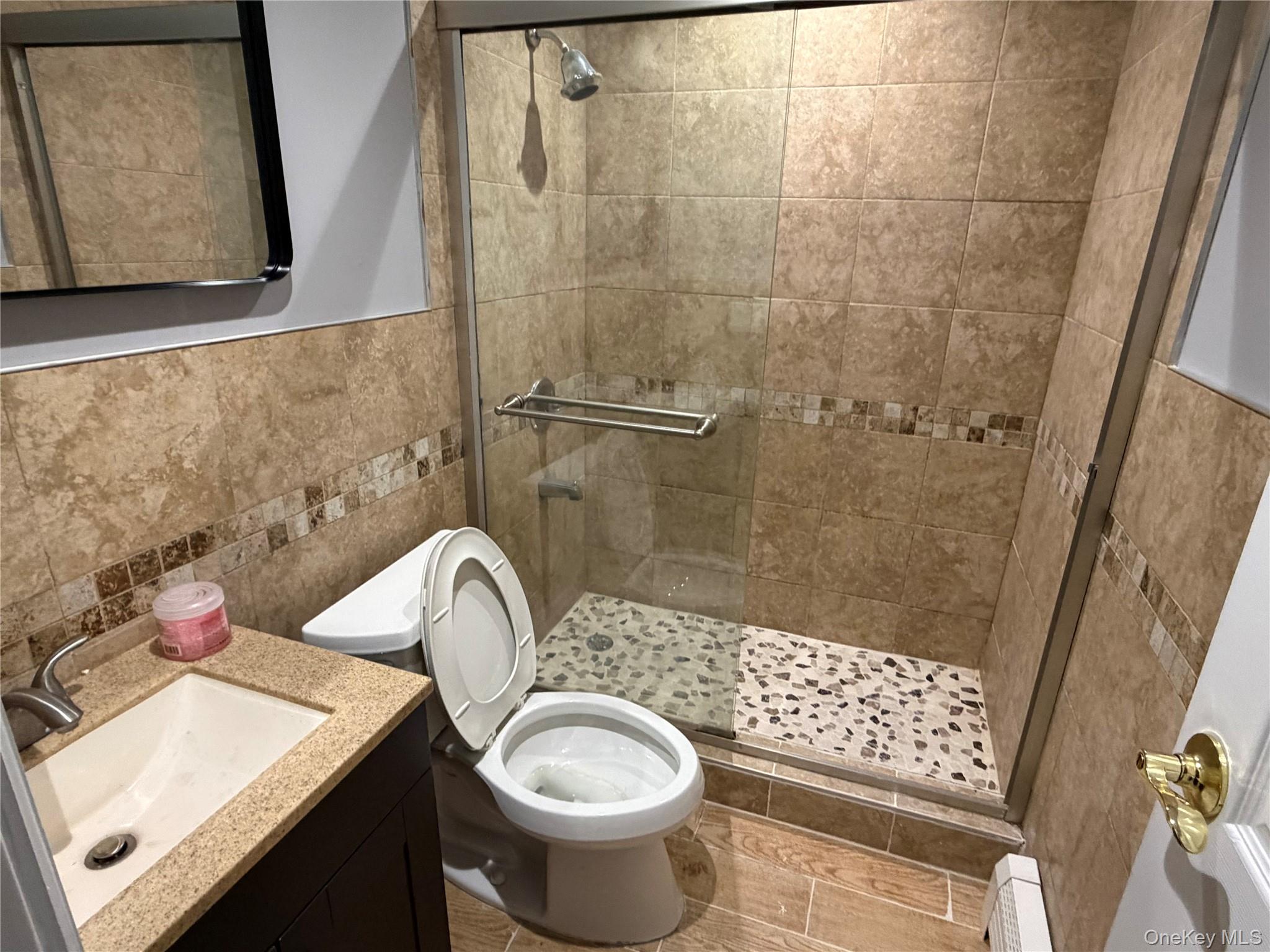 #8 photo, 13330 125th Street, Jamaica , NY 11420