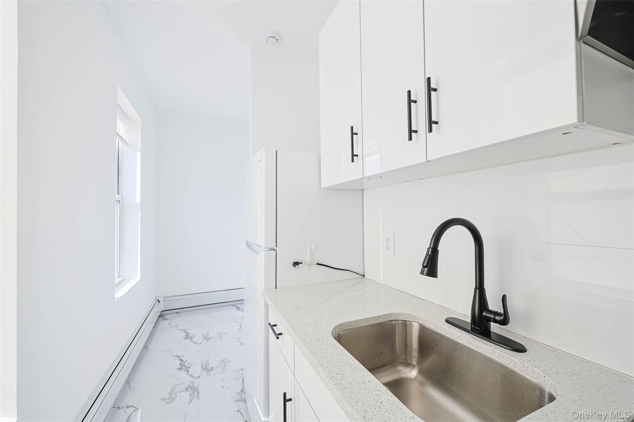 #19 photo, 918 E 165th Street, 布朗士 Bronx , NY 10459