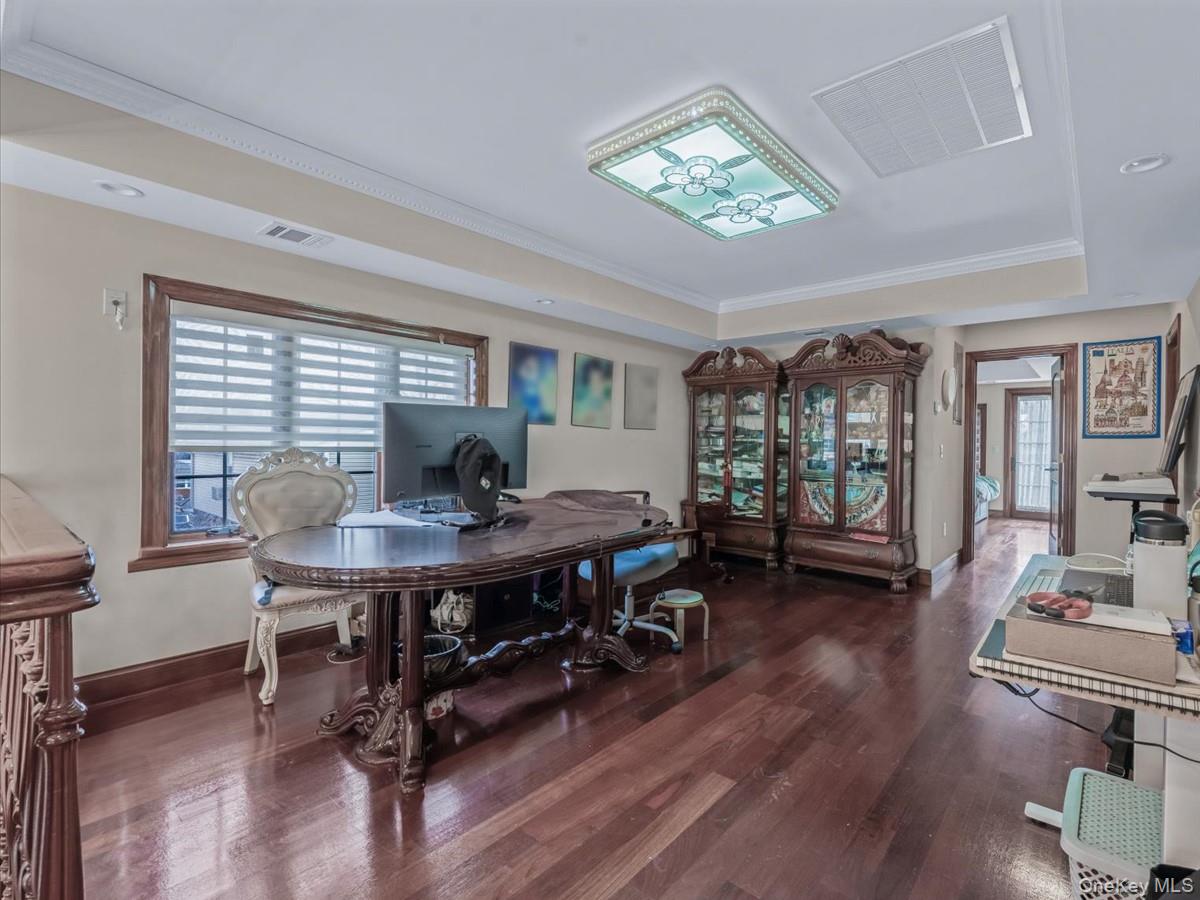 #10 photo, 200-38 45th Avenue, Bayside , NY 11361