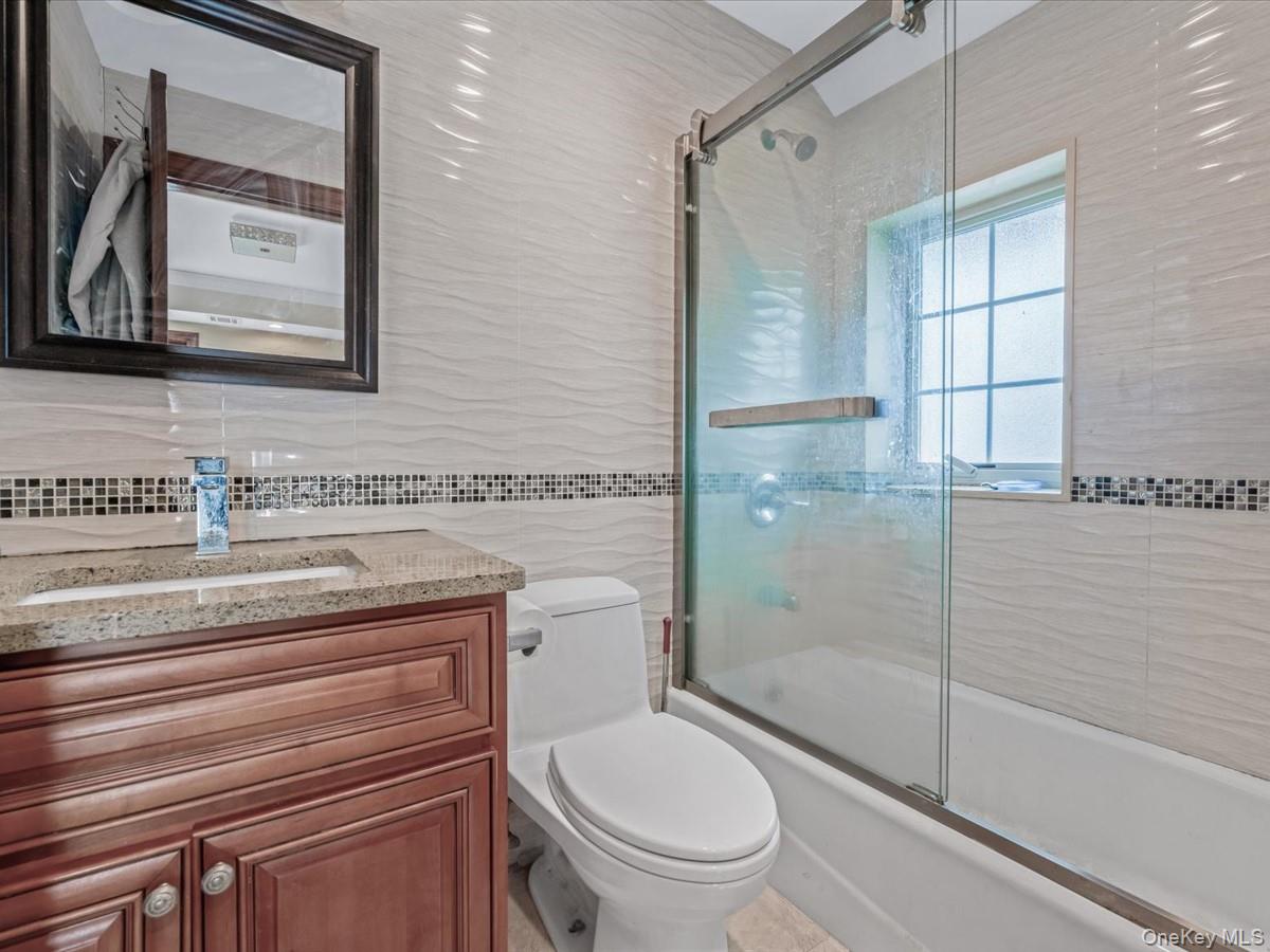 #12 photo, 200-38 45th Avenue, Bayside , NY 11361