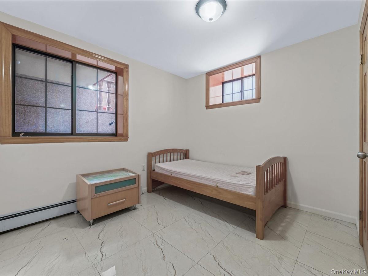 #18 photo, 200-38 45th Avenue, Bayside , NY 11361