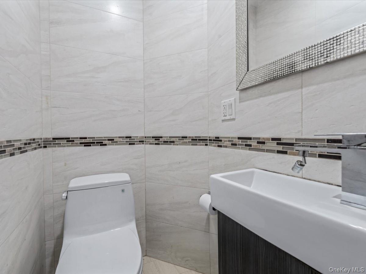 #7 photo, 200-38 45th Avenue, Bayside , NY 11361