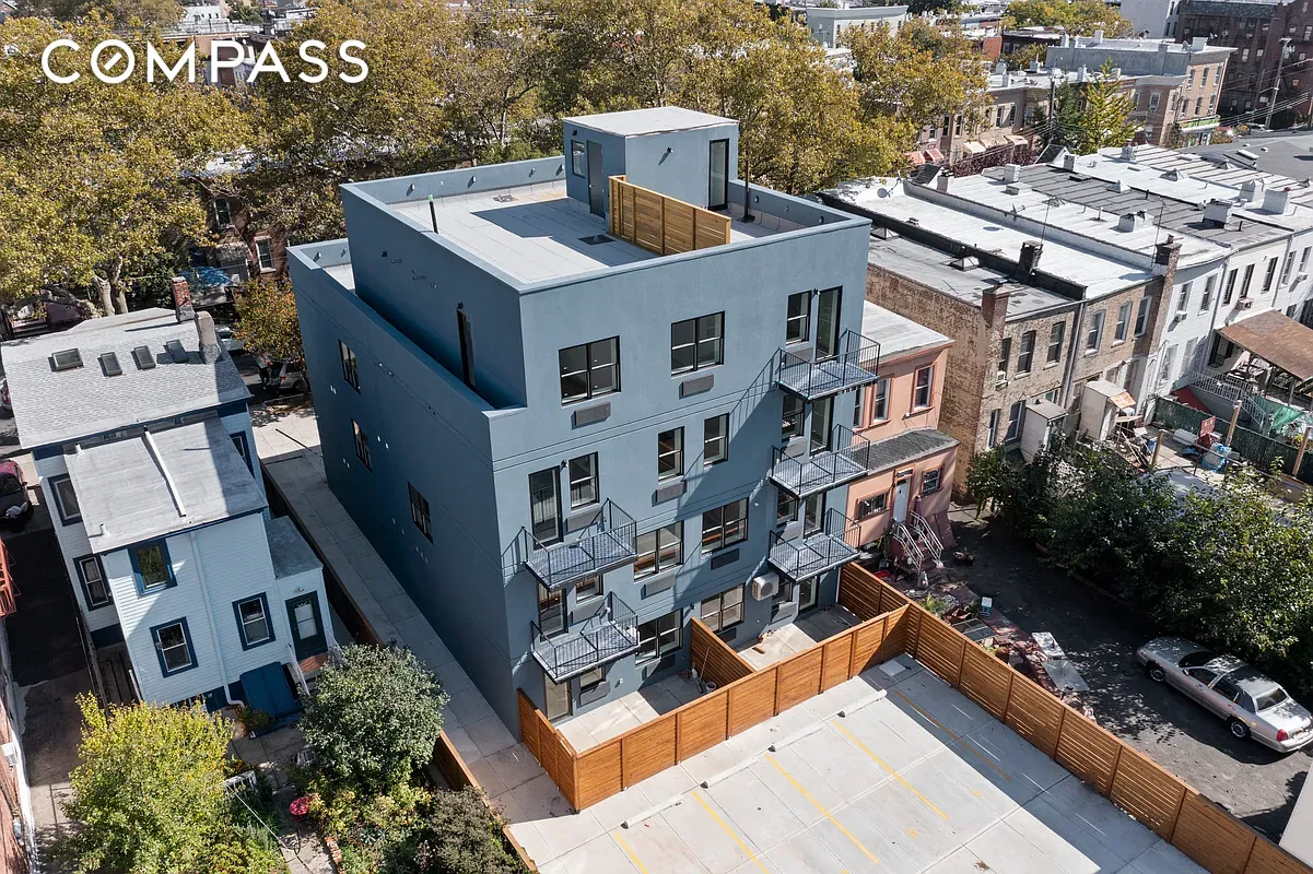 #11 photo, 44 Euclid Avenue, ब्रुकलीन East New York , NY 11208