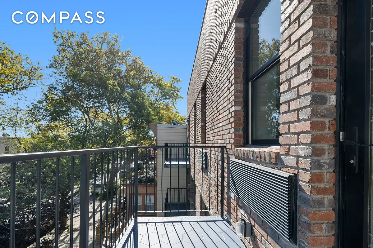 #9 photo, 44 Euclid Avenue, ब्रुकलीन East New York , NY 11208