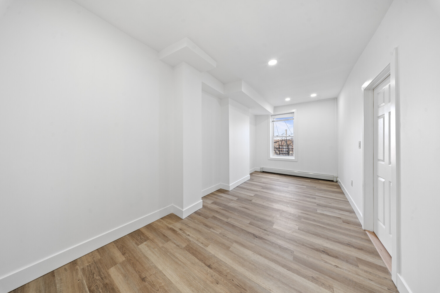 #13 photo, Brooklyn, הברונקס Stuyvesant Heights , NY 11233