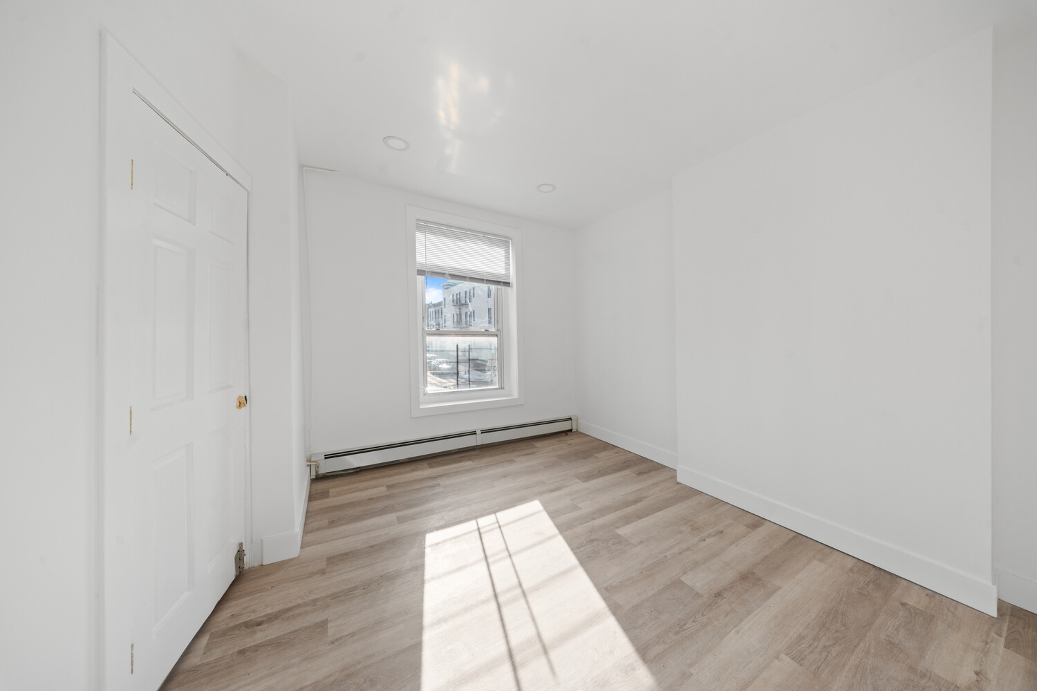 #14 photo, Brooklyn, הברונקס Stuyvesant Heights , NY 11233