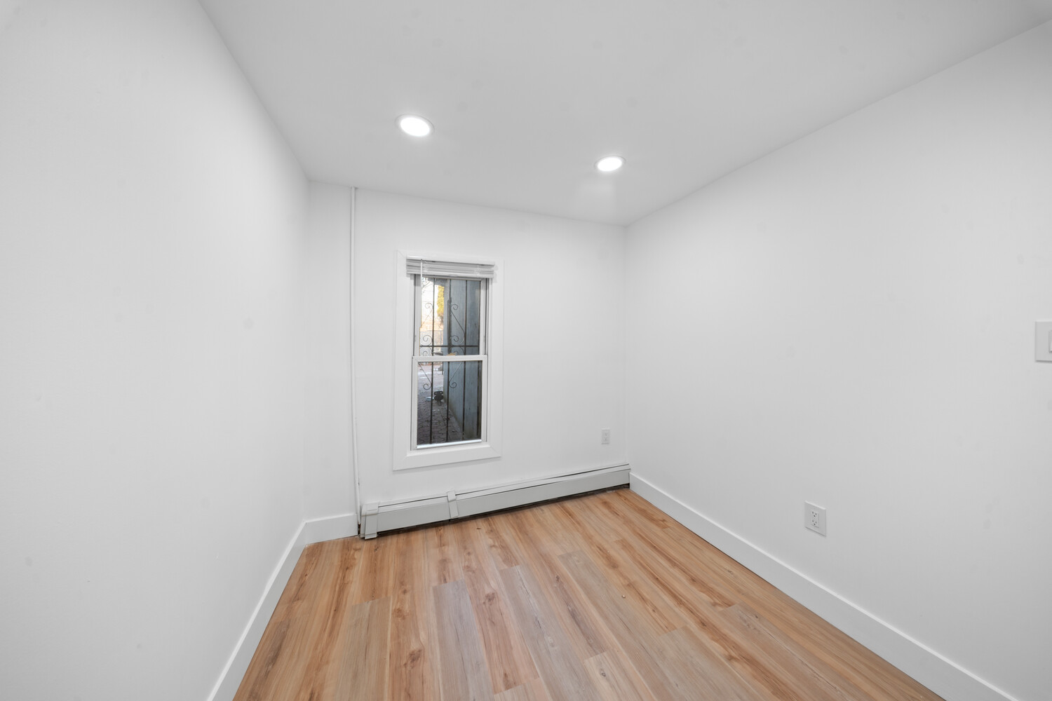 #6 photo, Brooklyn, הברונקס Stuyvesant Heights , NY 11233