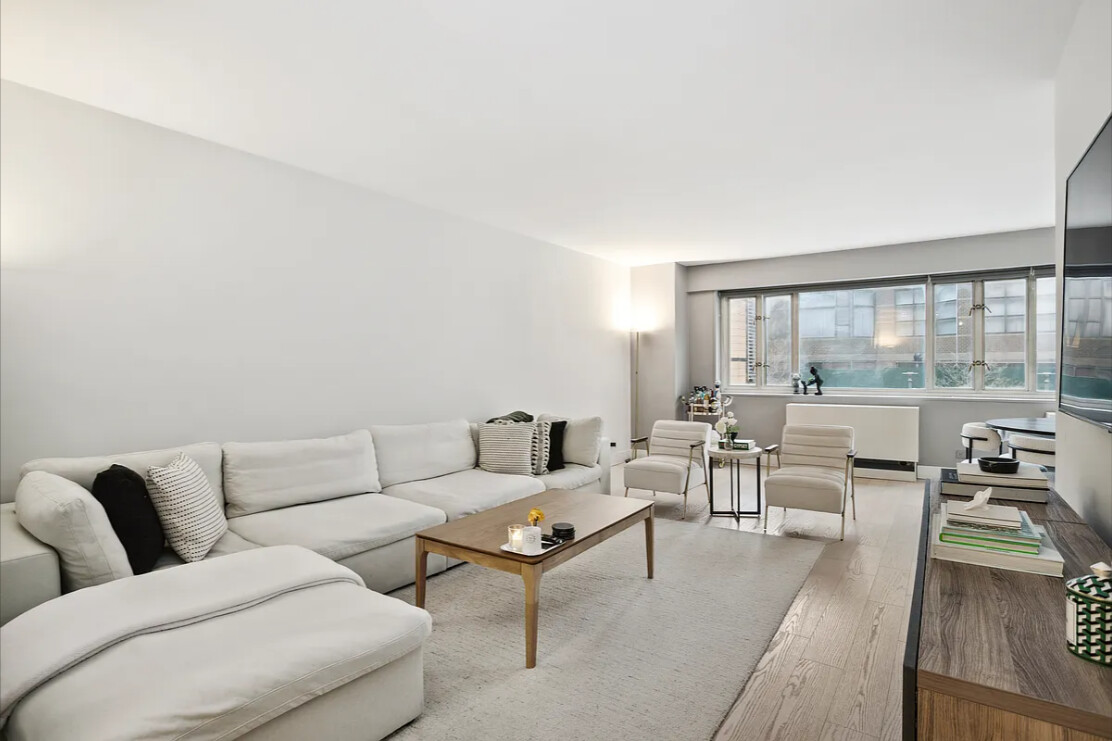 #1 photo, 166 E 63RD Street, Lenox Hill , NY 10021