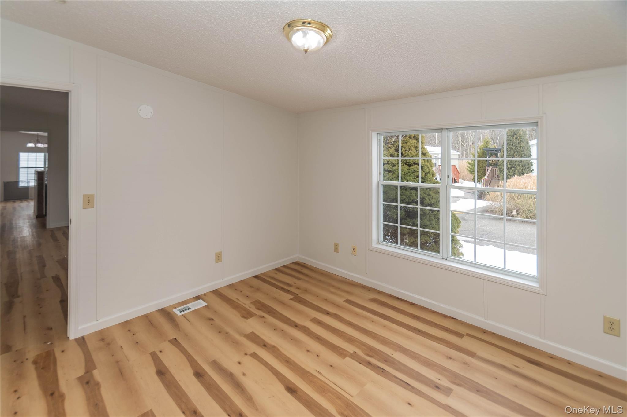 #17 photo, 4 Lily Court, Highland Mills , NY 10930