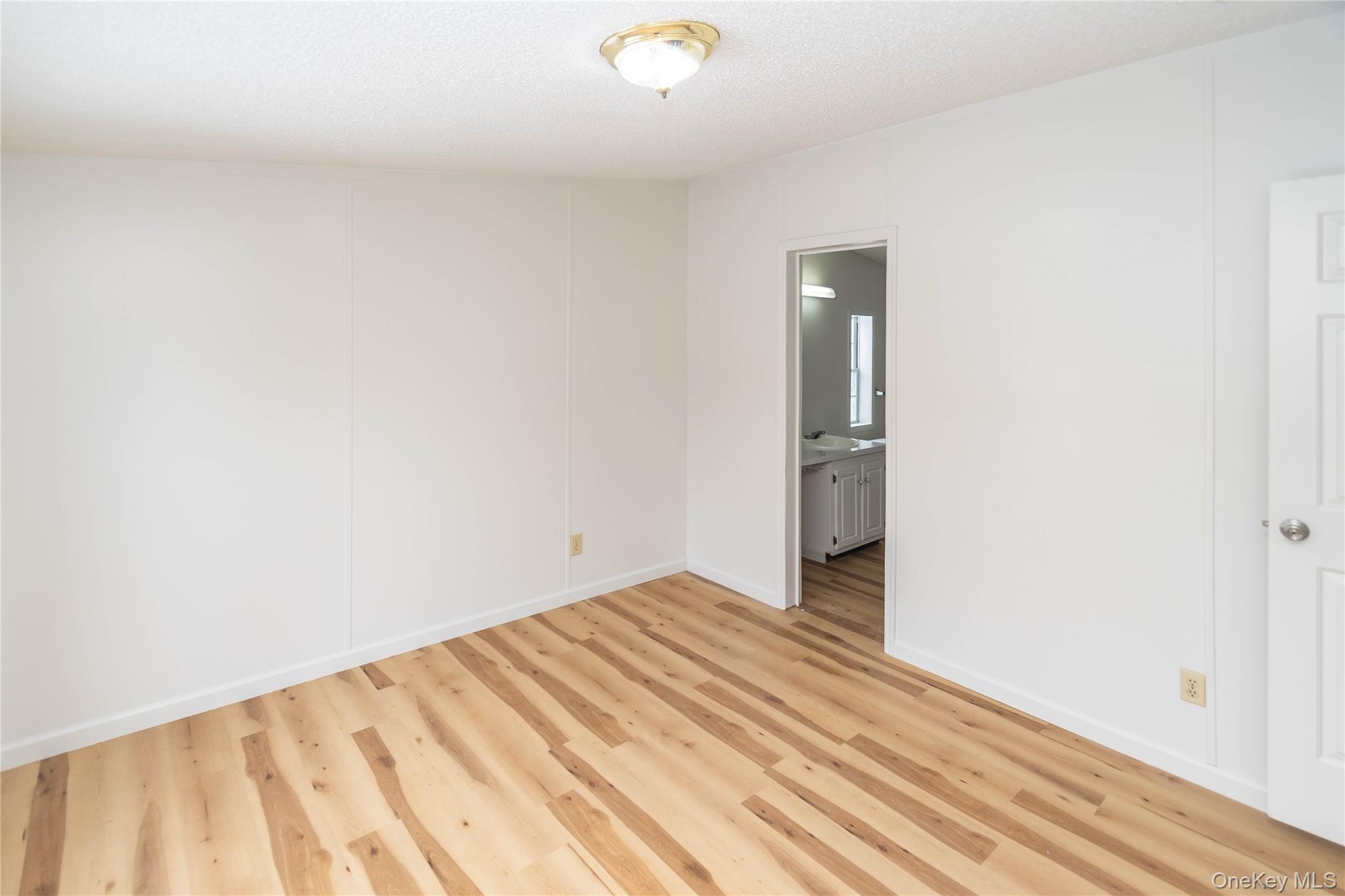 #18 photo, 4 Lily Court, Highland Mills , NY 10930