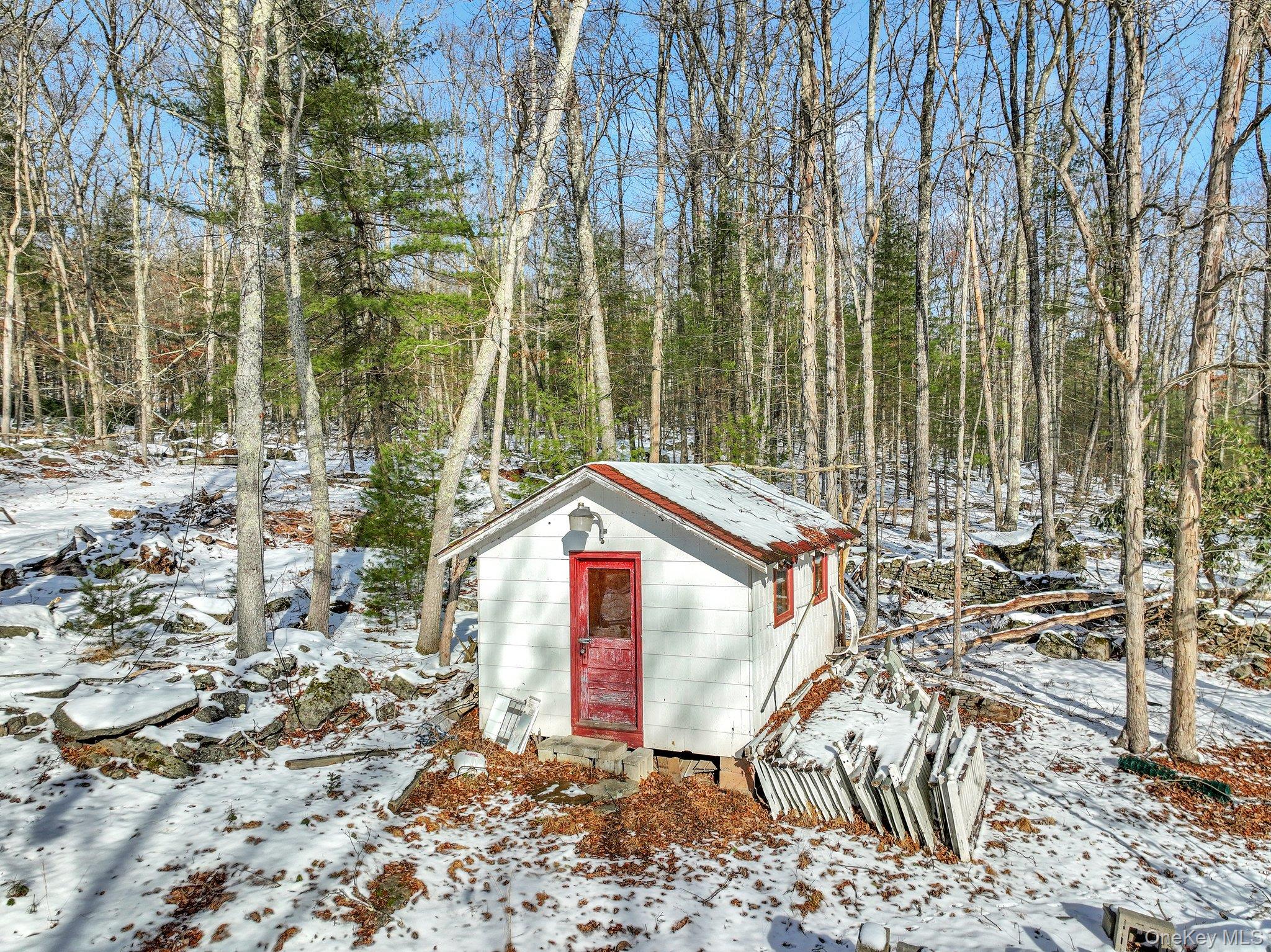 #18 photo, 25 State Route 55, Barryville , NY 12719