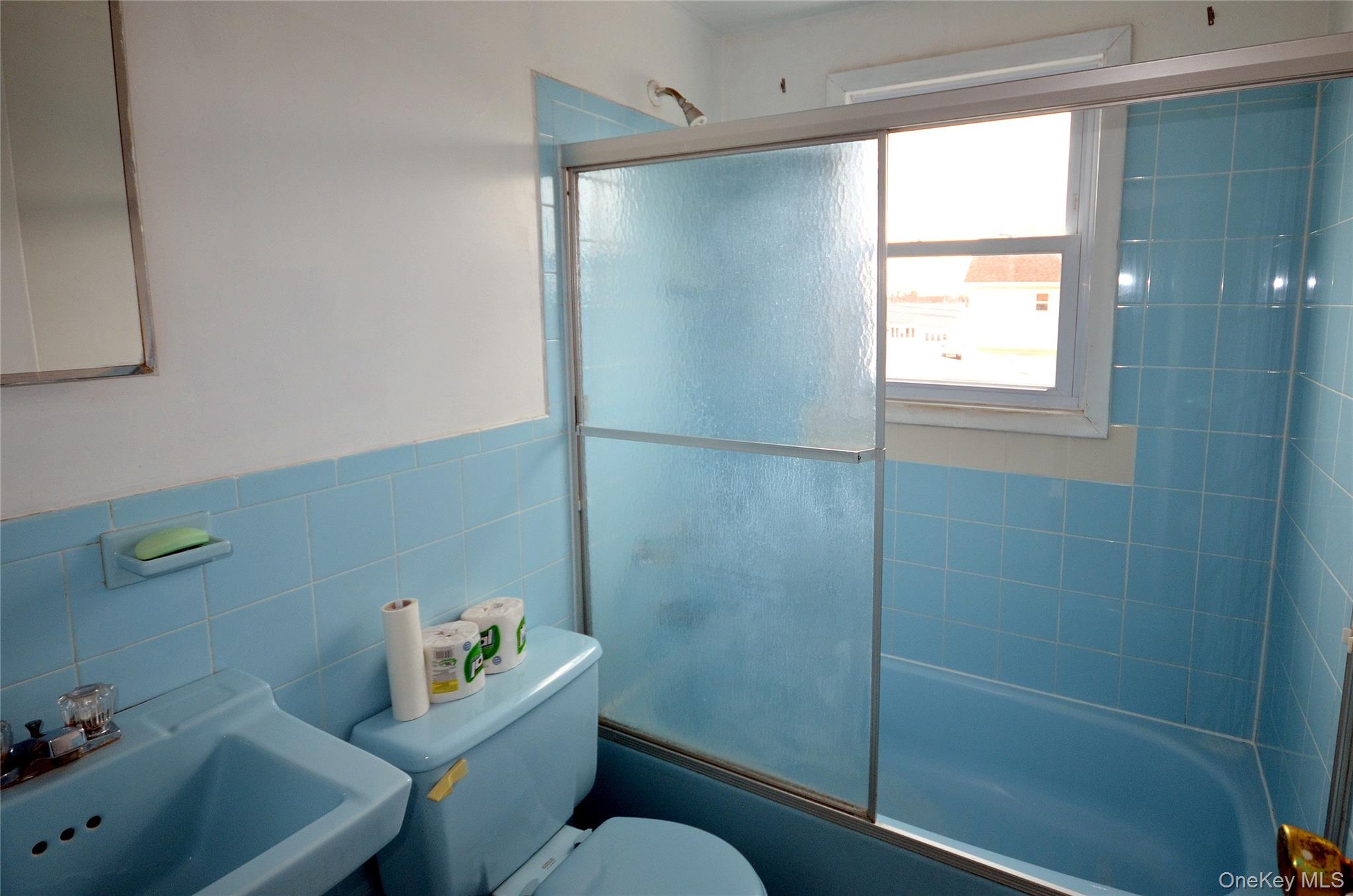 #11 photo, 2106 5th Street, East Meadow , NY 11554