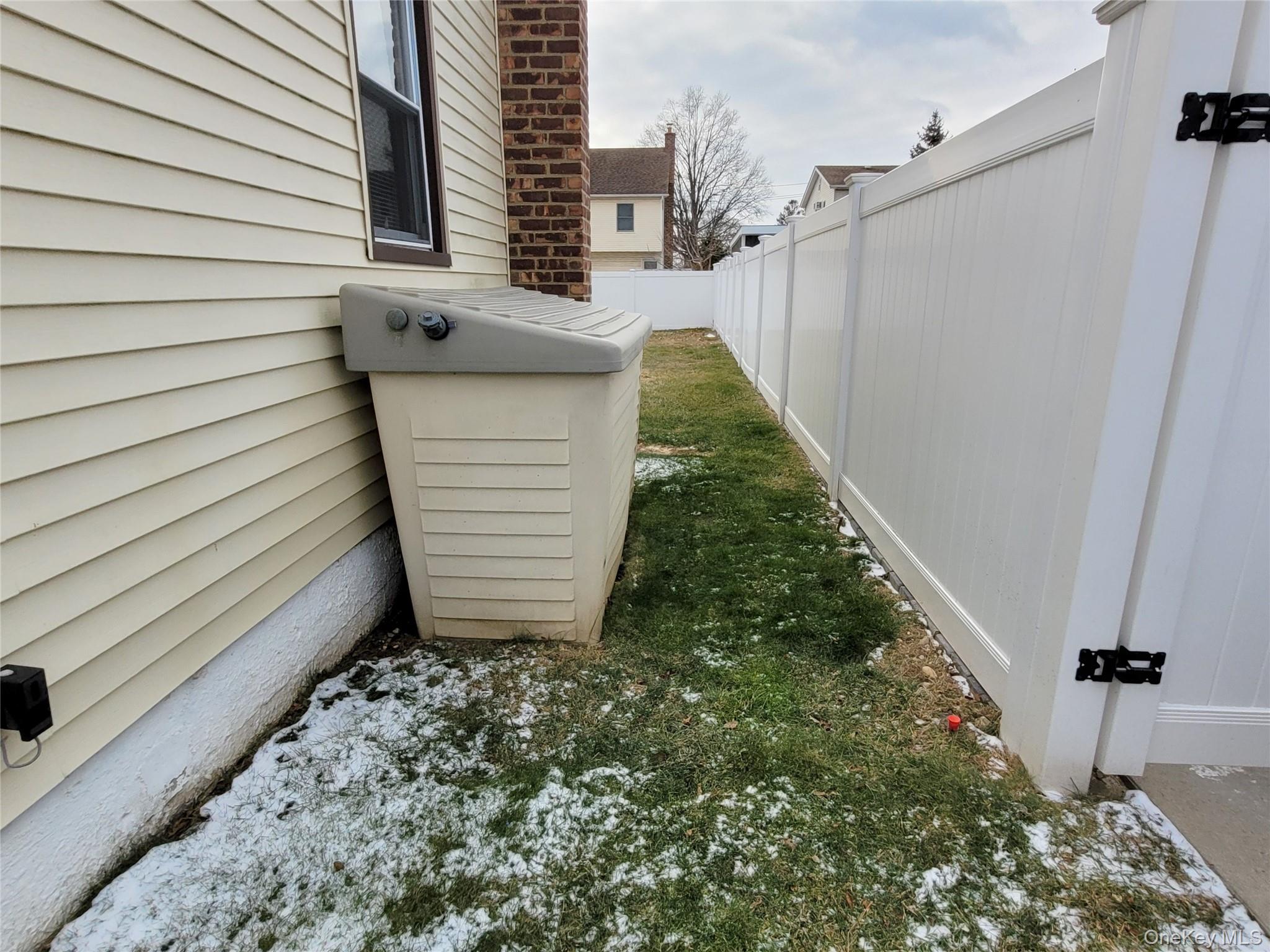 #18 photo, 2106 5th Street, East Meadow , NY 11554