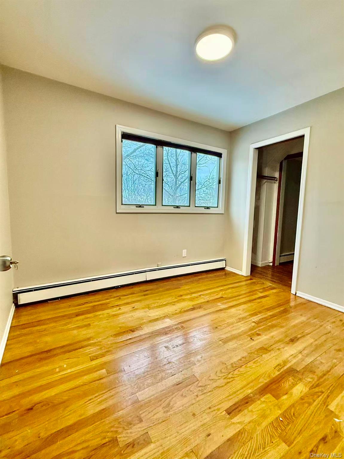 #12 photo, 33 Pilgrim Drive, מחוז סאפוק Port Jefferson , NY 11777