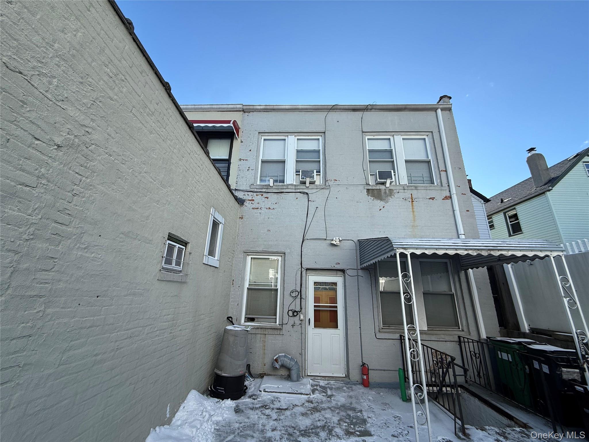 #2 photo, 8617 Sutter Avenue, कुईंस Ozone Park , NY 11417