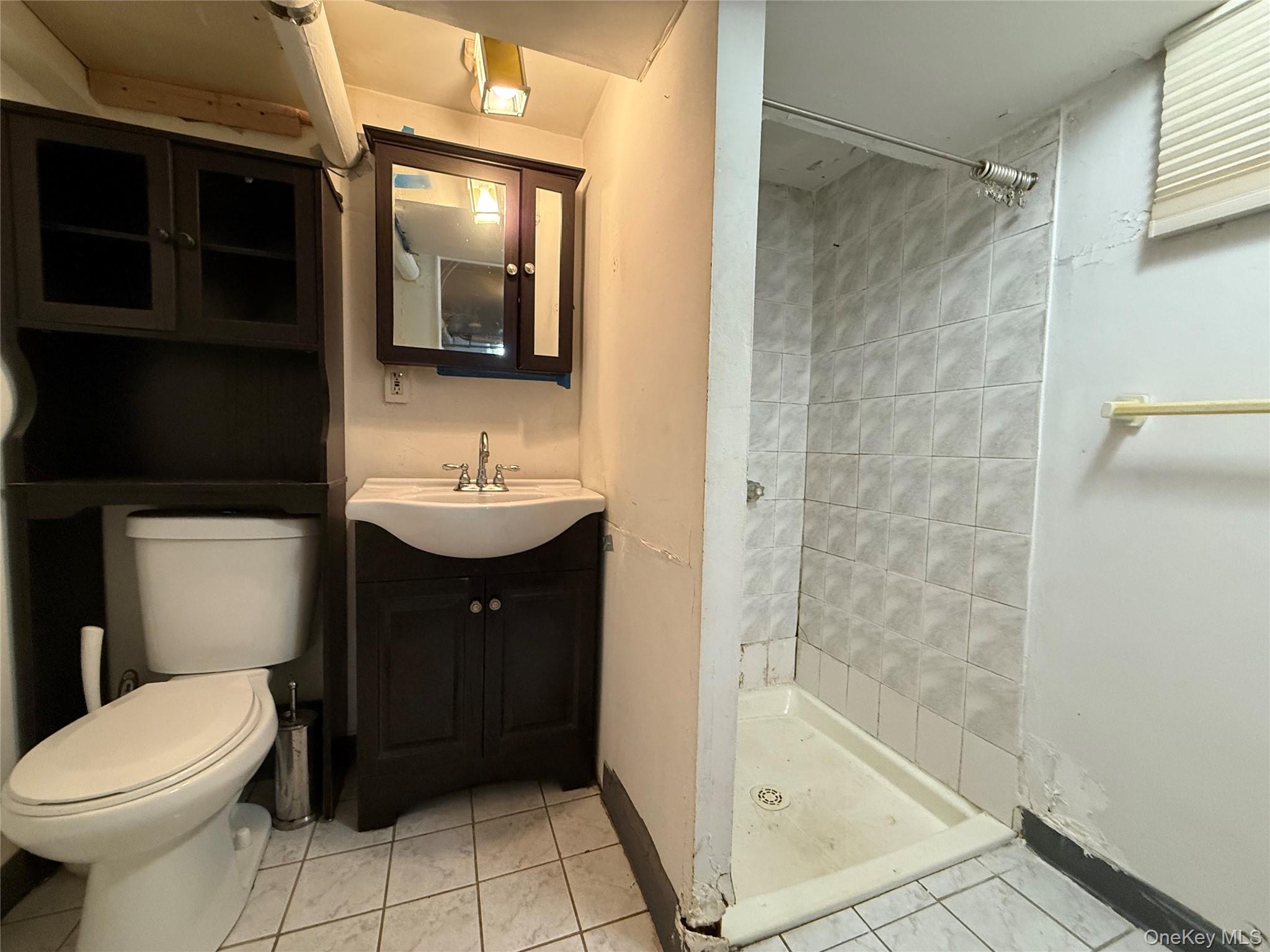 #9 photo, 8617 Sutter Avenue, कुईंस Ozone Park , NY 11417