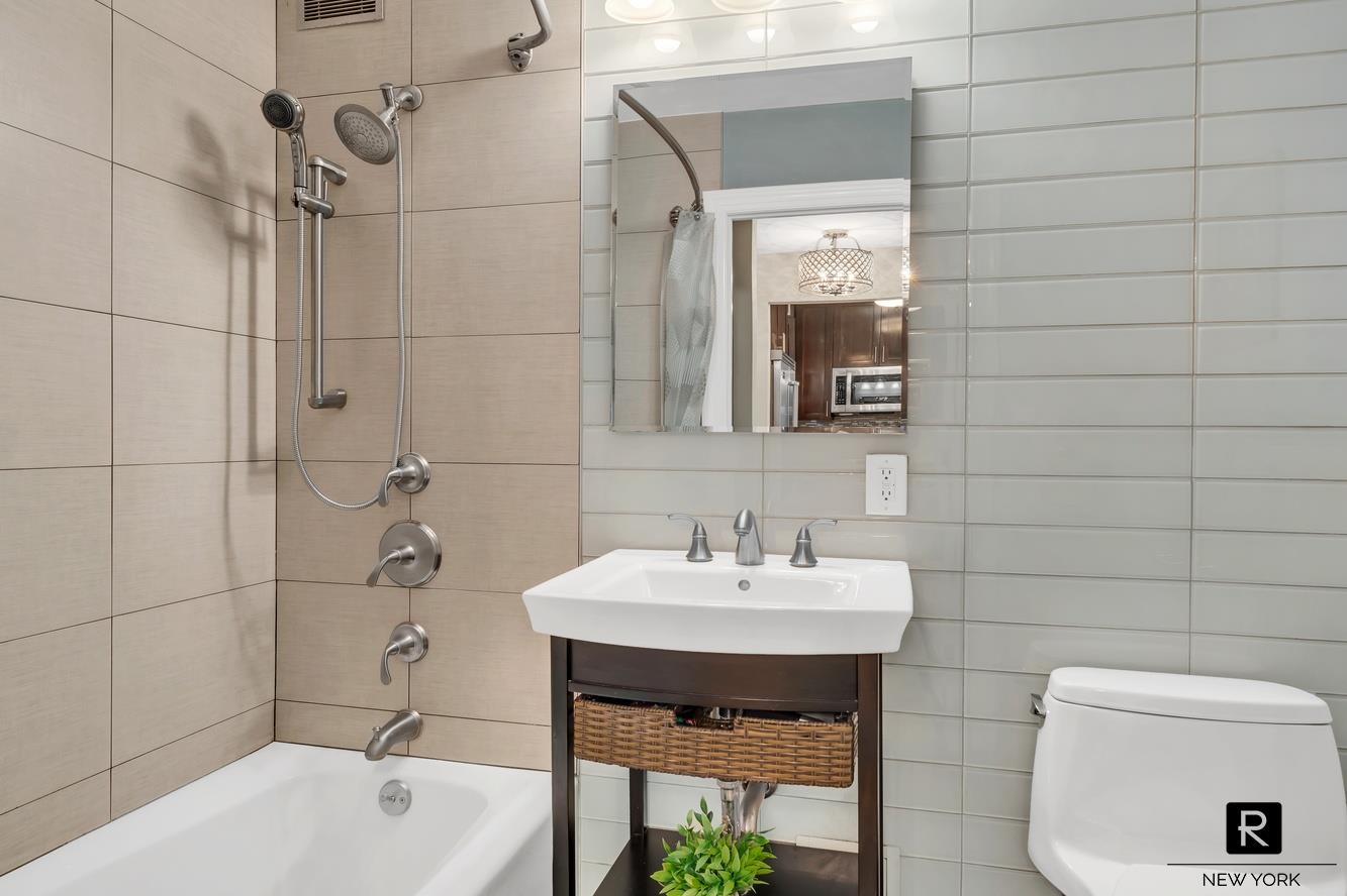 #6 photo, 245 E 54th Street, Манхэттен ‖ Turtle Bay , NY 10022