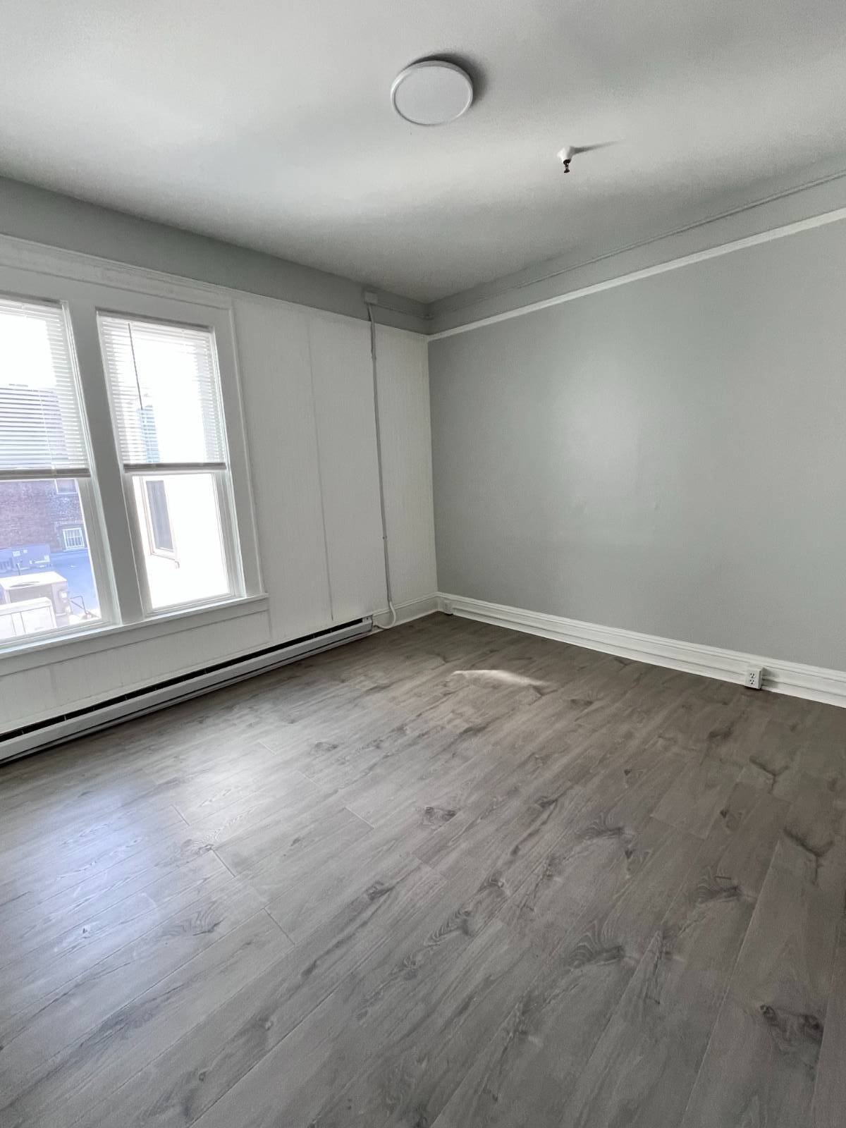 #7 photo, 132 Jay St., #16, Schenectady , NY 12305