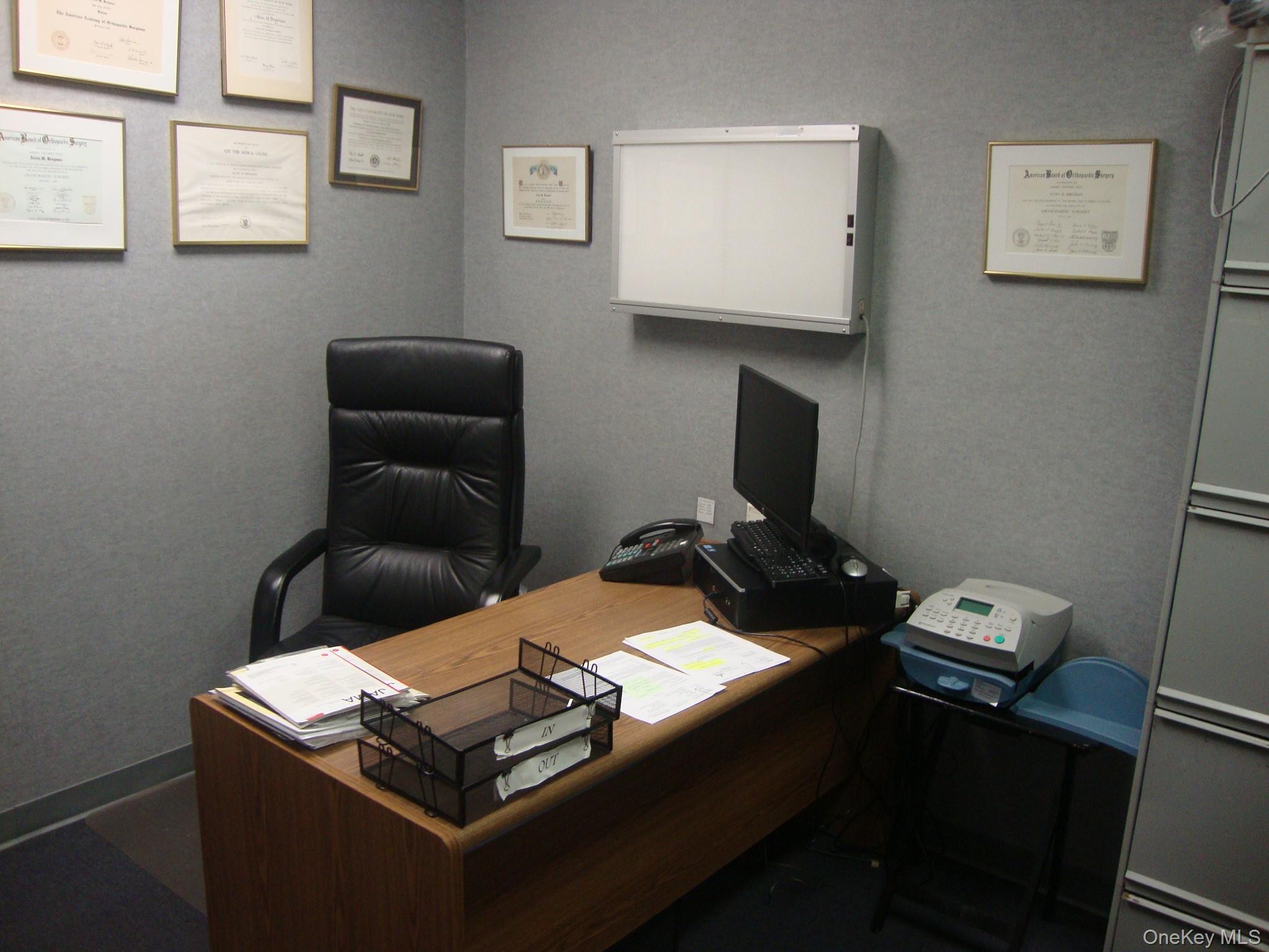 #14 photo, 79-07 Metropolitan Avenue, Куинс ‖ Middle Village , NY 11379