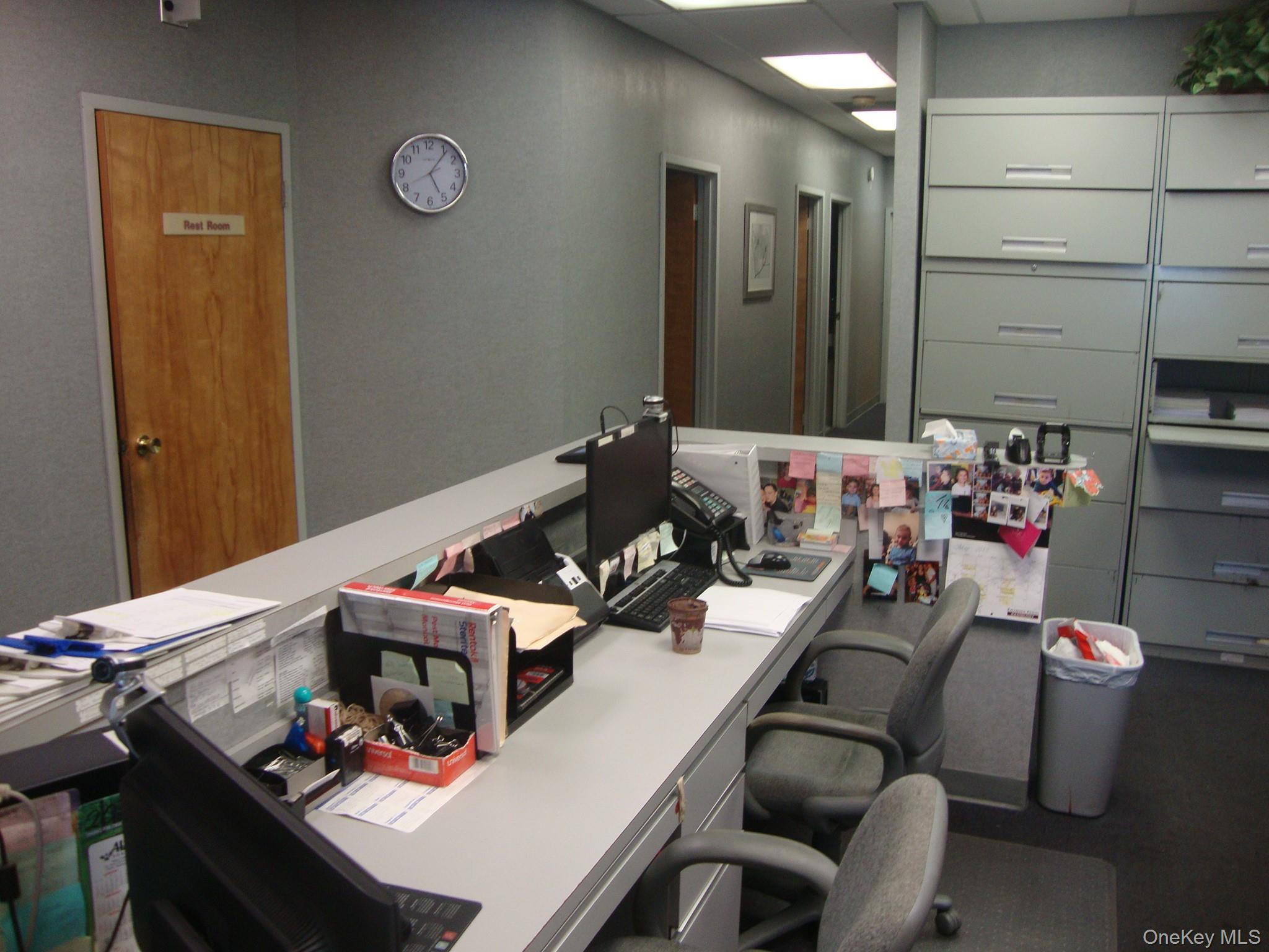 #6 photo, 79-07 Metropolitan Avenue, Куинс ‖ Middle Village , NY 11379