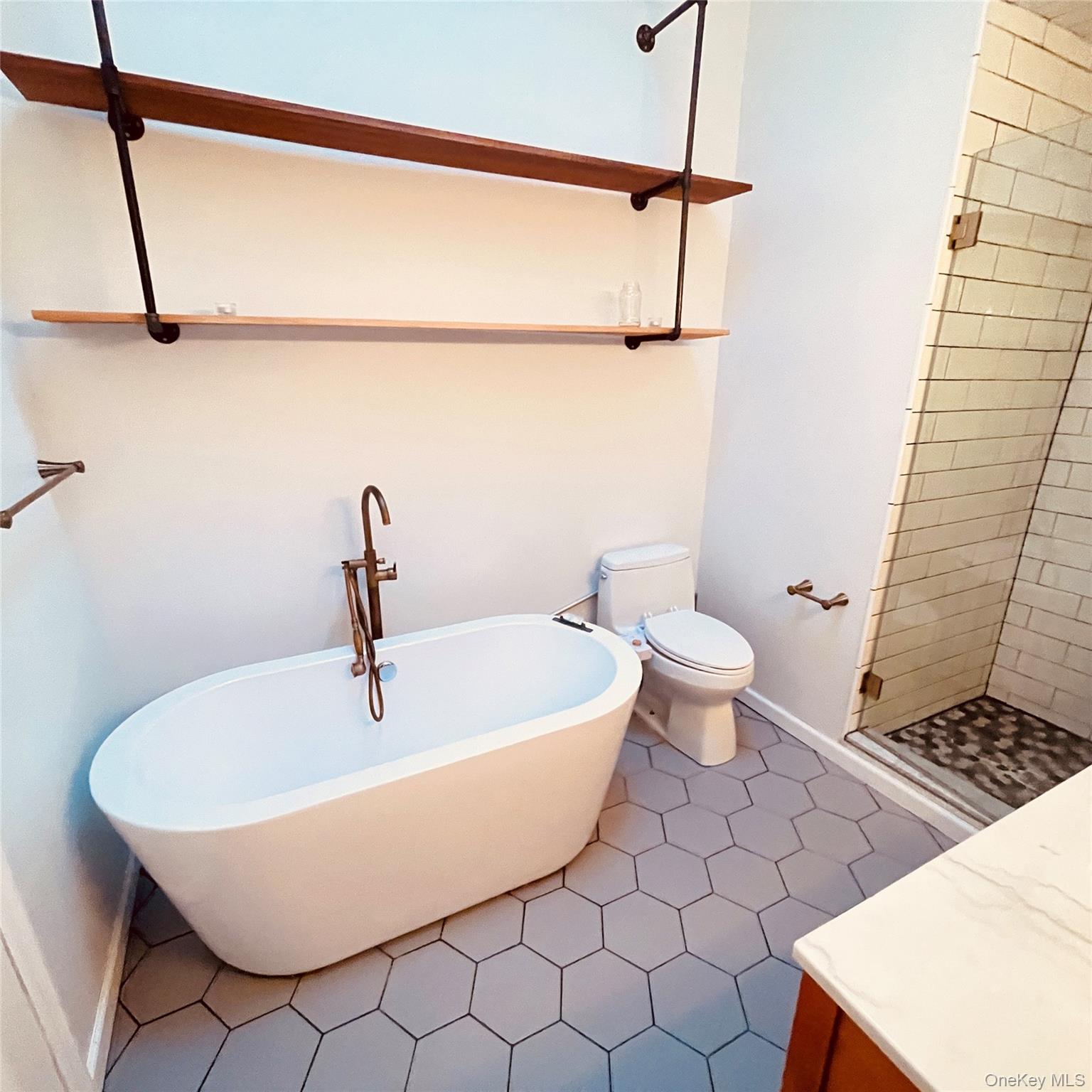 #7 photo, 878 Rensselaer Avenue, Статен-Айленд ‖ Staten Island , NY 10309