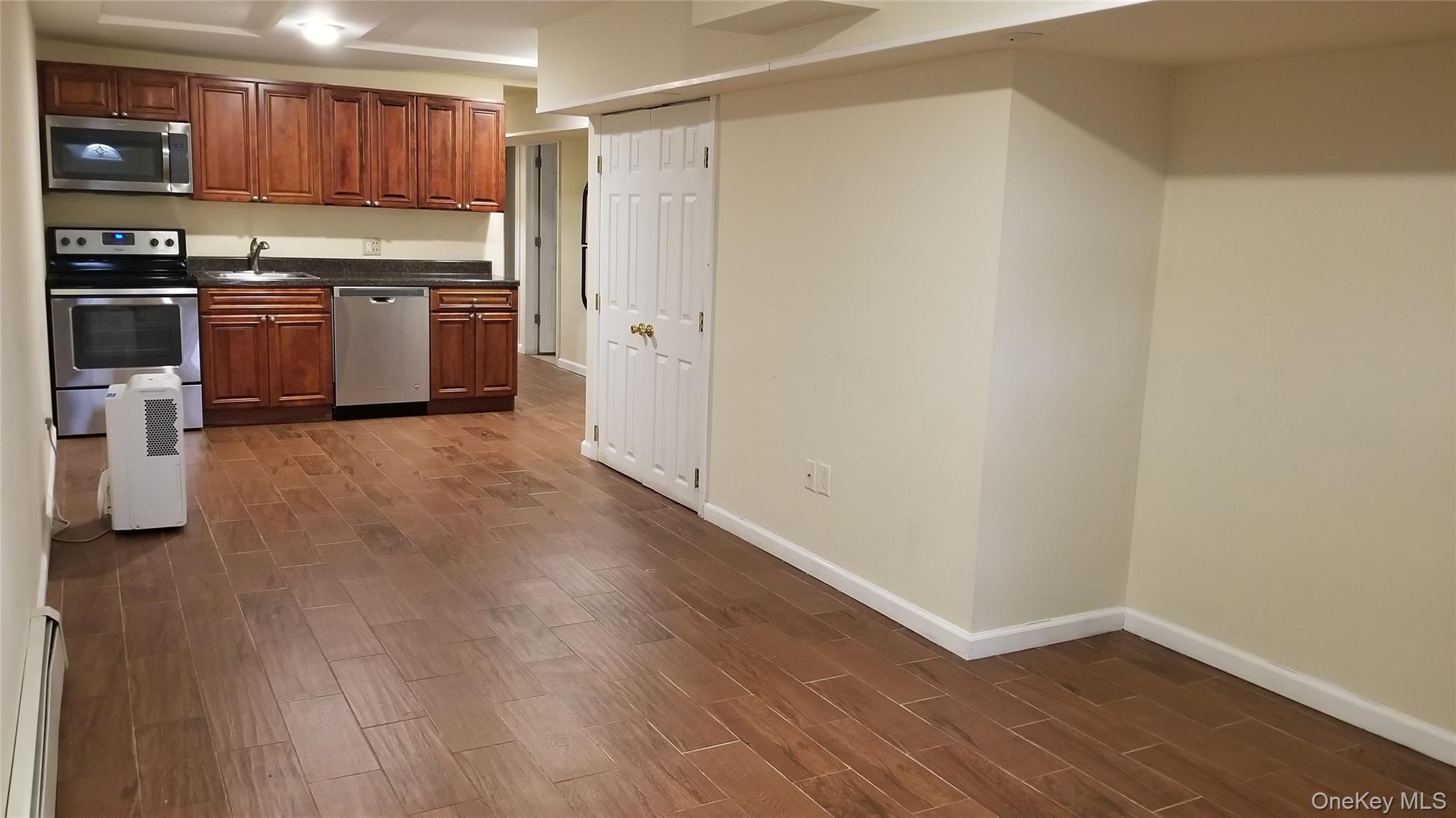 #1 photo, 27 Inwood Avenue, Selden , NY 11784