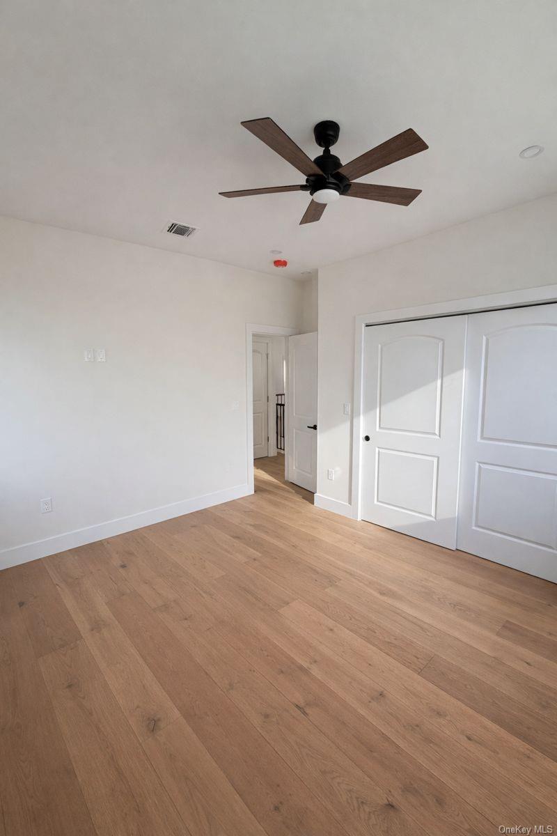 #13 photo, 38 Dogwood Lane, Levittown , NY 11756