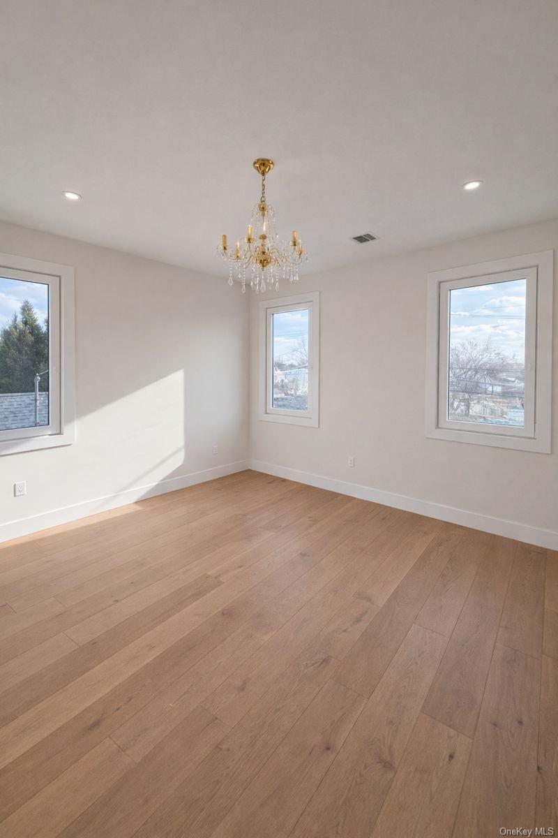 #16 photo, 38 Dogwood Lane, Levittown , NY 11756