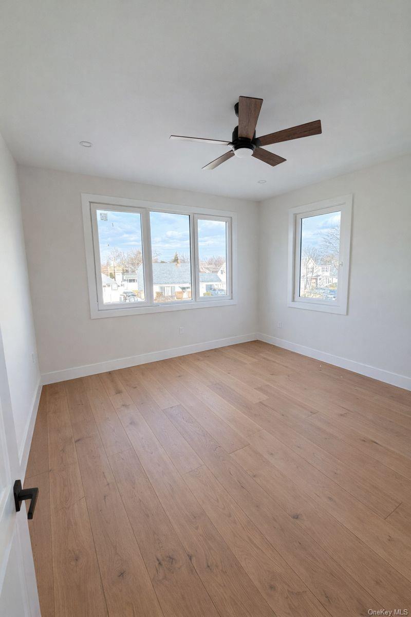 #17 photo, 38 Dogwood Lane, Levittown , NY 11756