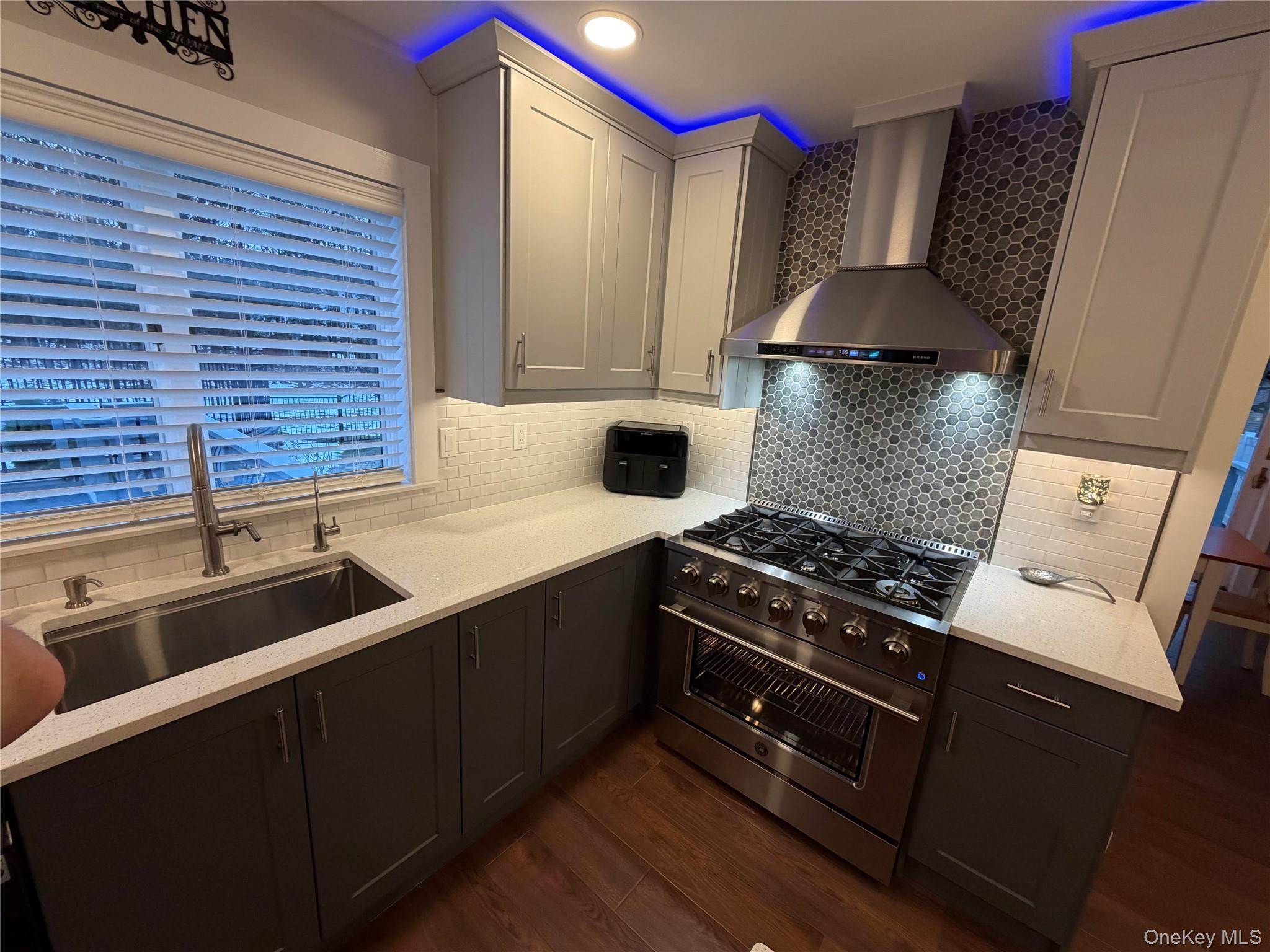 #13 photo, 503 Wading River Road, 东长岛 Manorville , NY 11949