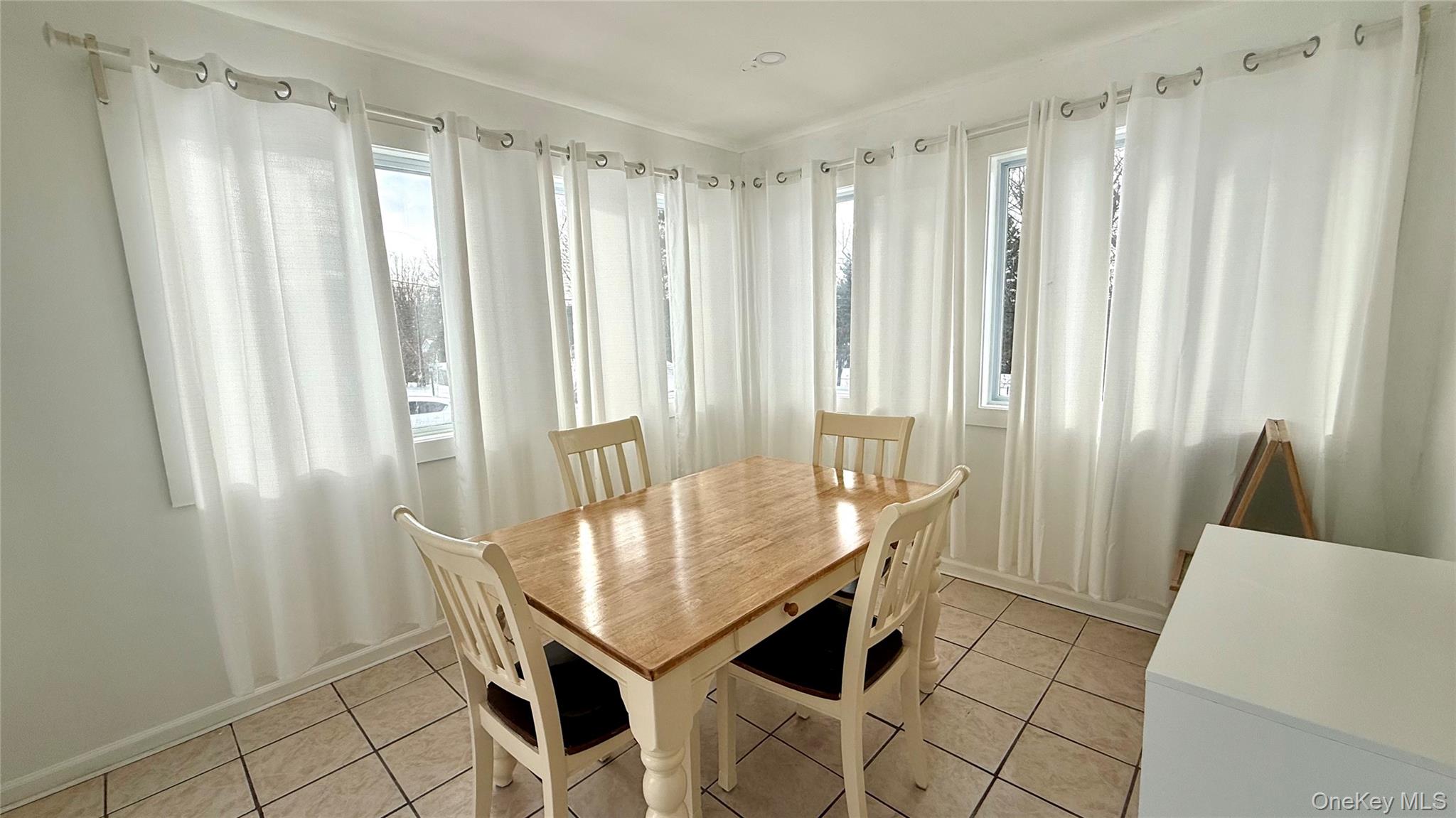 #10 photo, 3240 Hollywood Street, Mohegan Lake , NY 10547