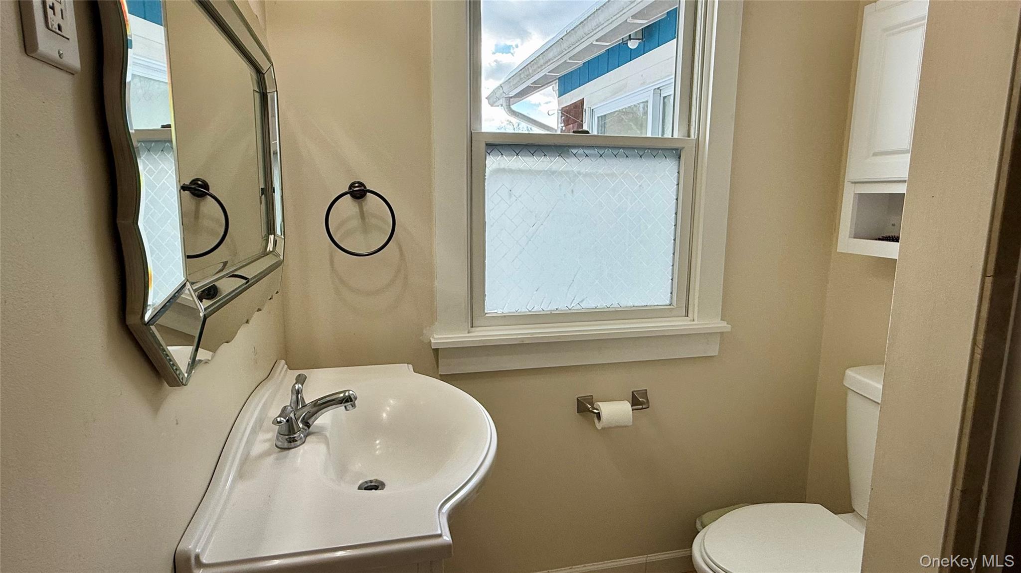 #12 photo, 3240 Hollywood Street, Mohegan Lake , NY 10547