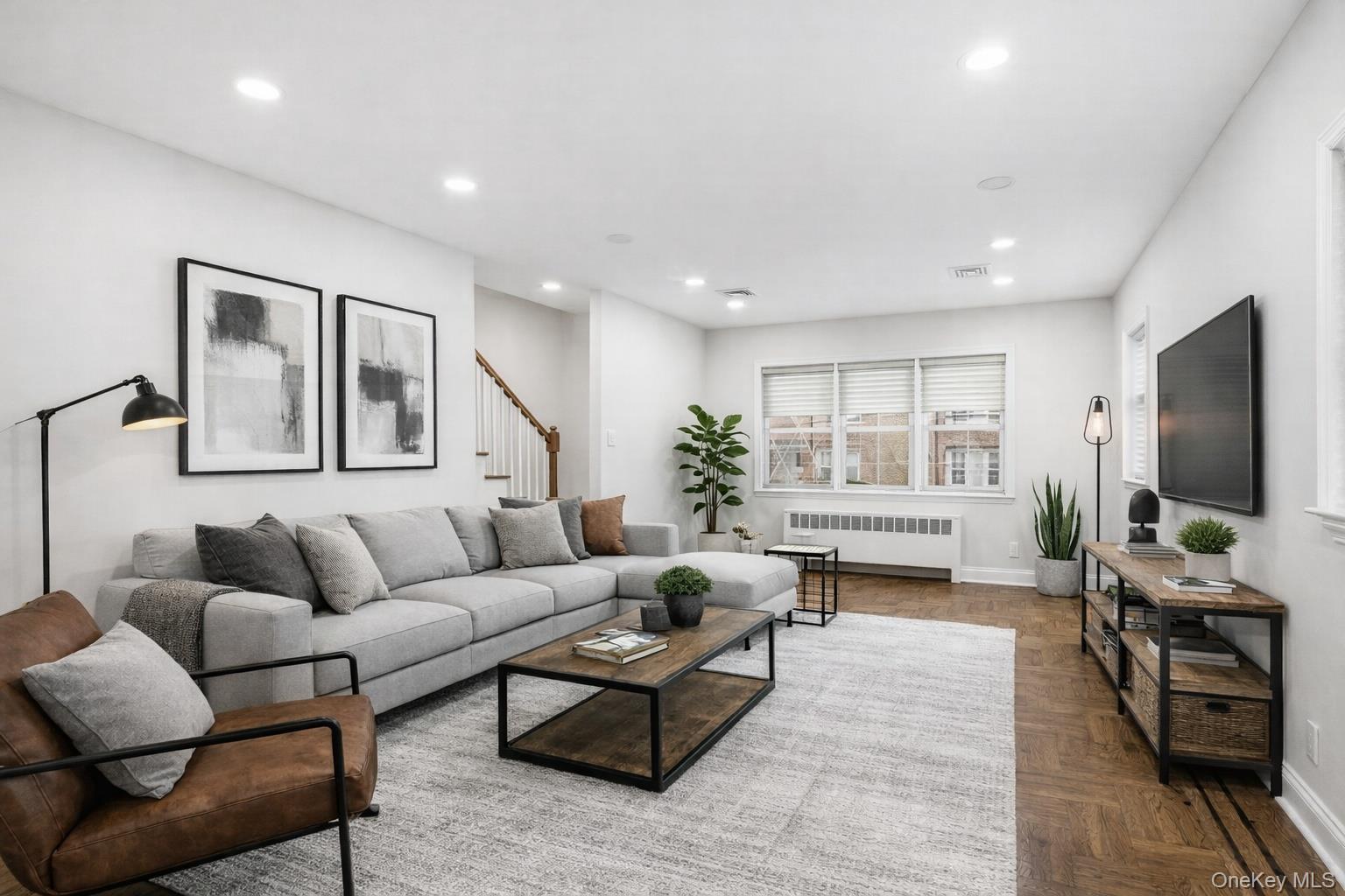 #2 photo, 1649 Lurting Avenue, Bronx , NY 10461