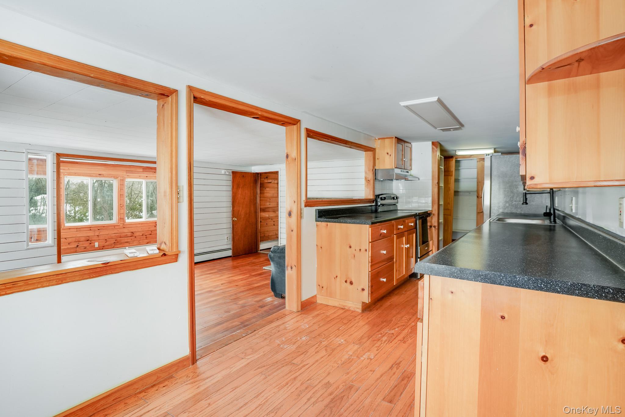 #14 photo, 62 Netherwood Plaza, Hyde Park , NY 12578