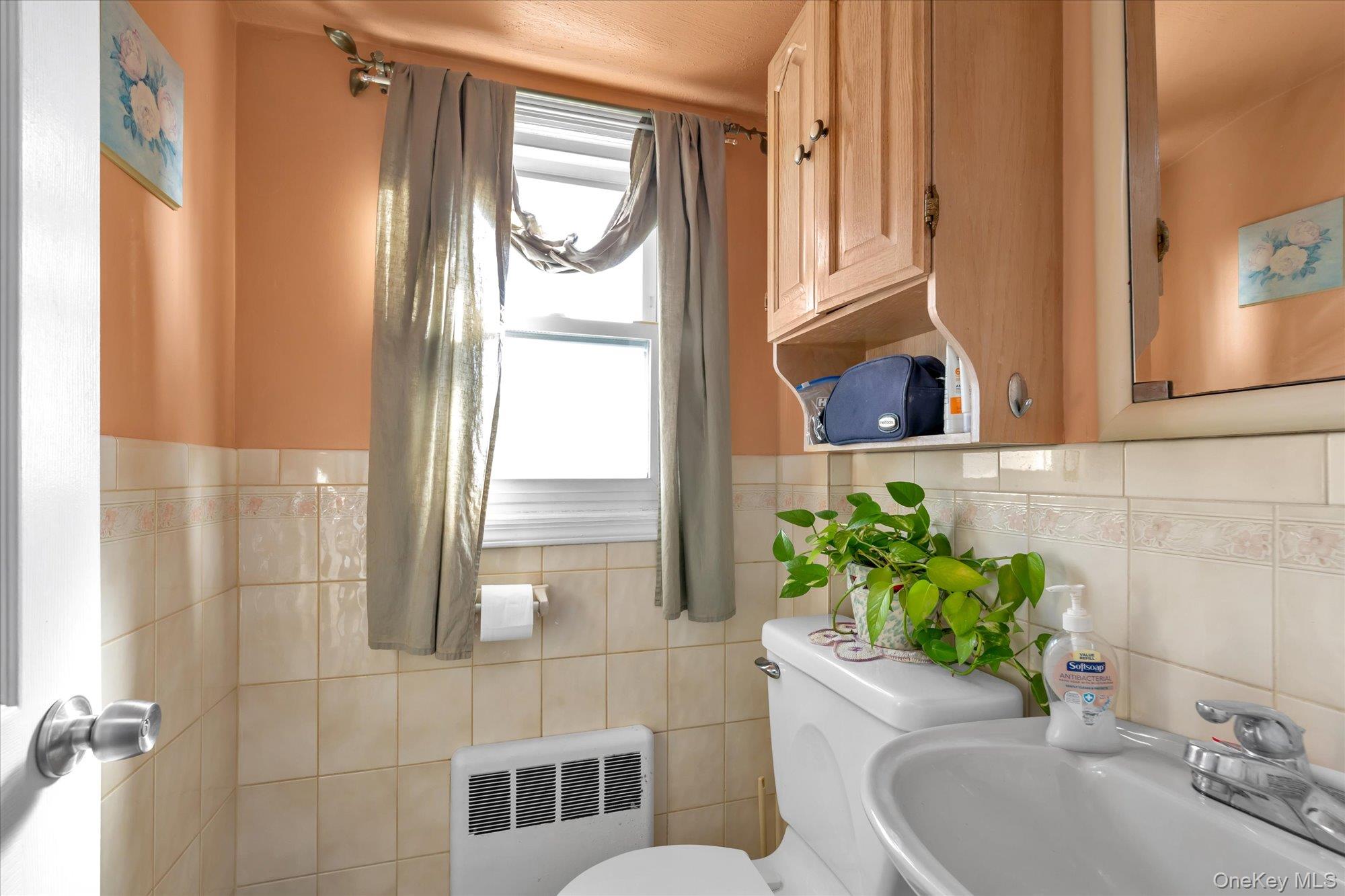 #17 photo, 89 Foster Avenue, Valley Stream , NY 11580