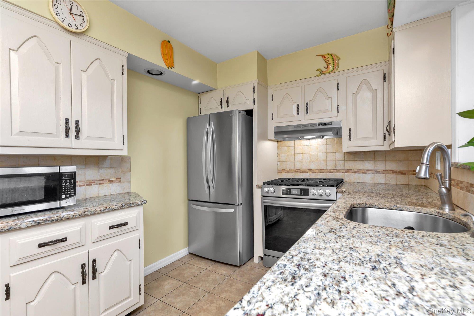 #8 photo, 89 Foster Avenue, Valley Stream , NY 11580