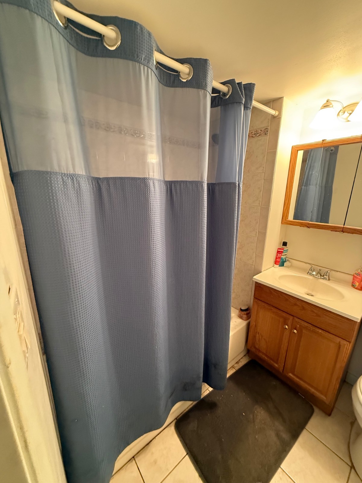 #33 photo, 346 Holmes St, नासाउ काउंटी Levittown , NY 11756