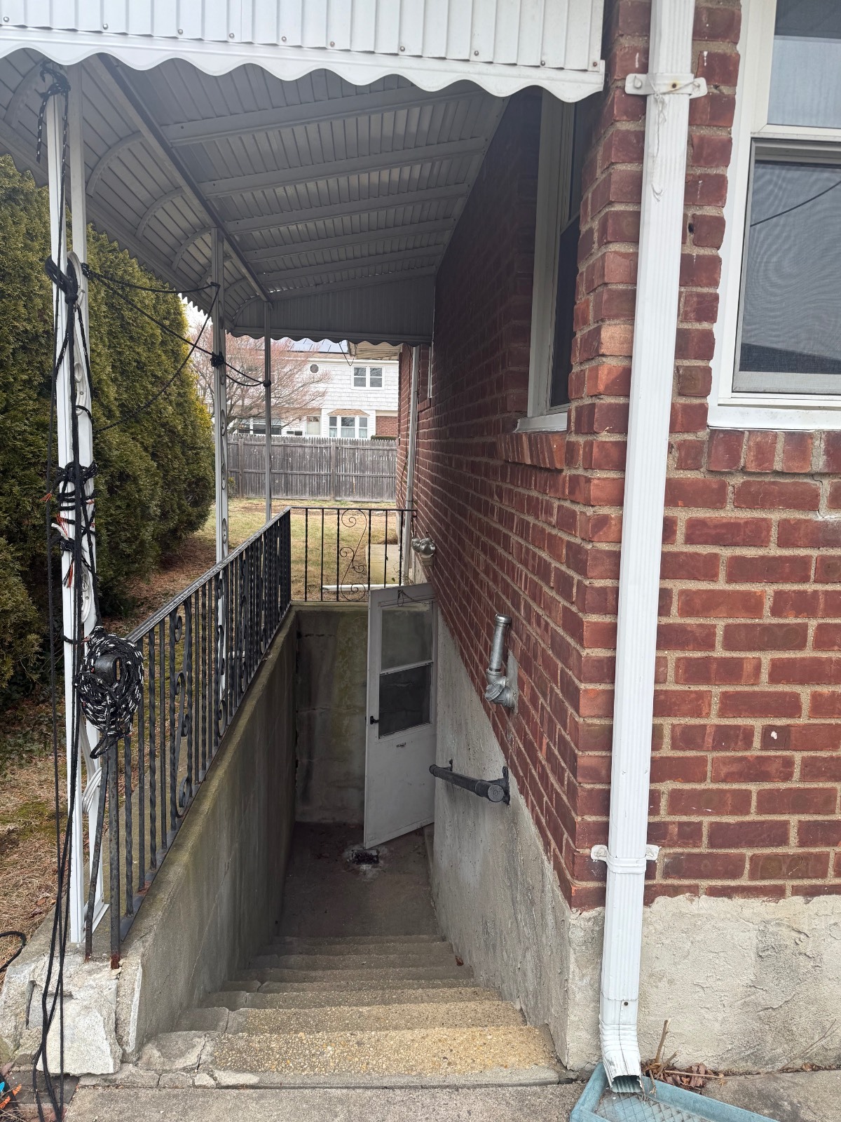 #37 photo, 346 Holmes St, नासाउ काउंटी Levittown , NY 11756