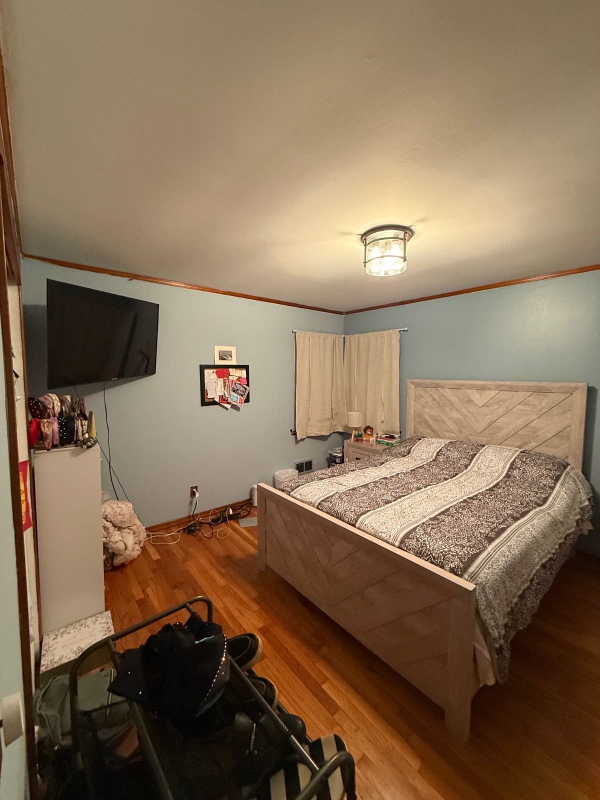 #8 photo, 346 Holmes St, Levittown , NY 11756