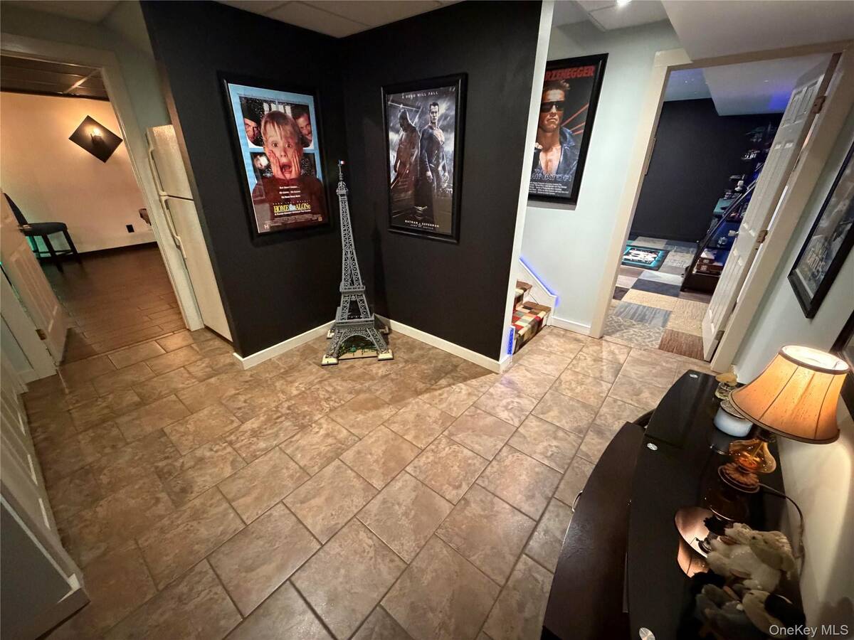 #35 photo, 503 Wading River Road, Manorville , NY 11949