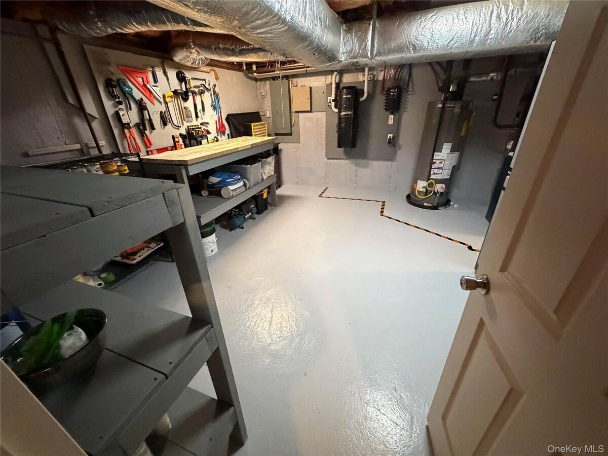 #43 photo, 503 Wading River Road, Manorville , NY 11949